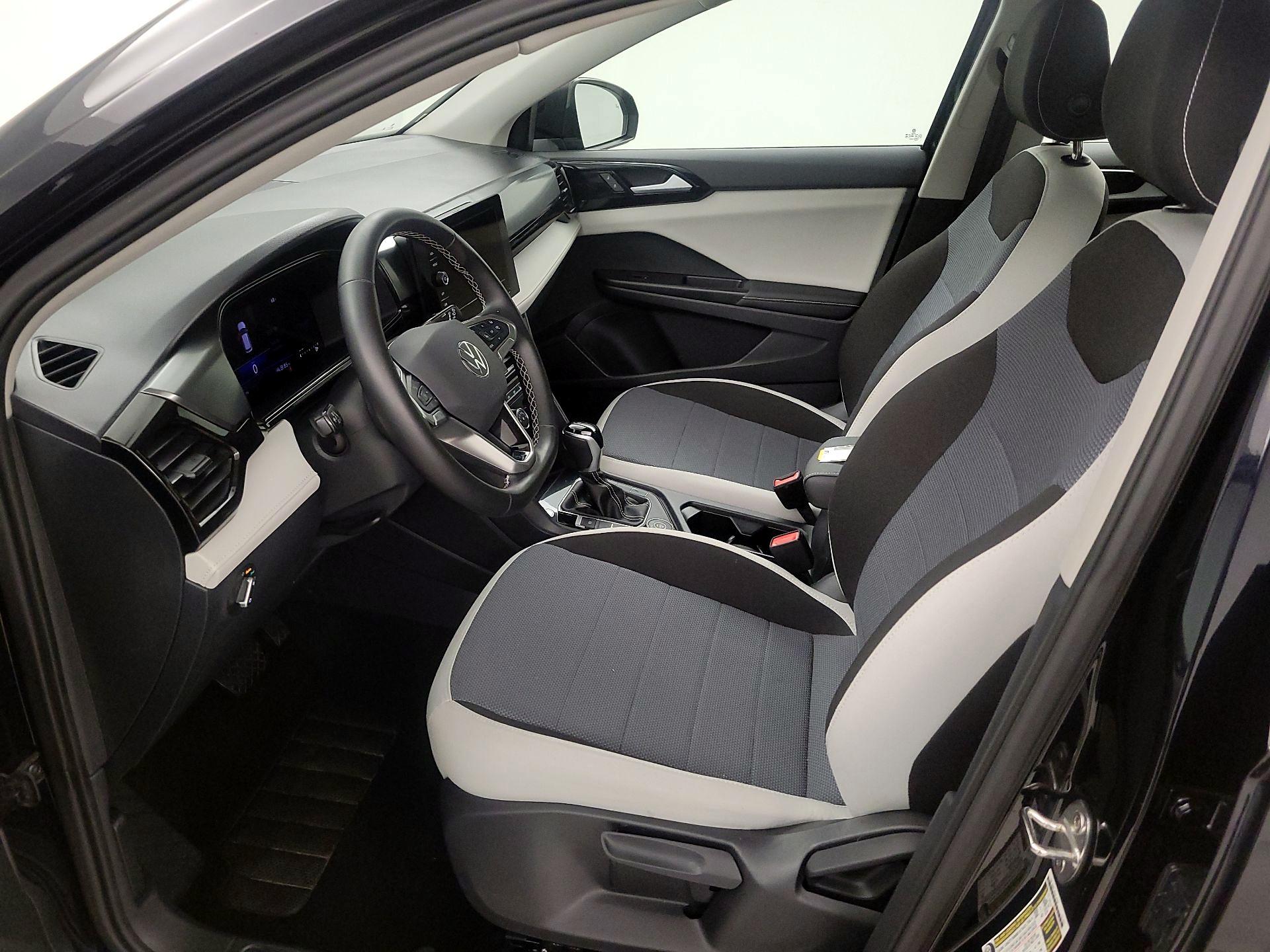 Thumbnail: 2025 Volkswagen Taos - 11