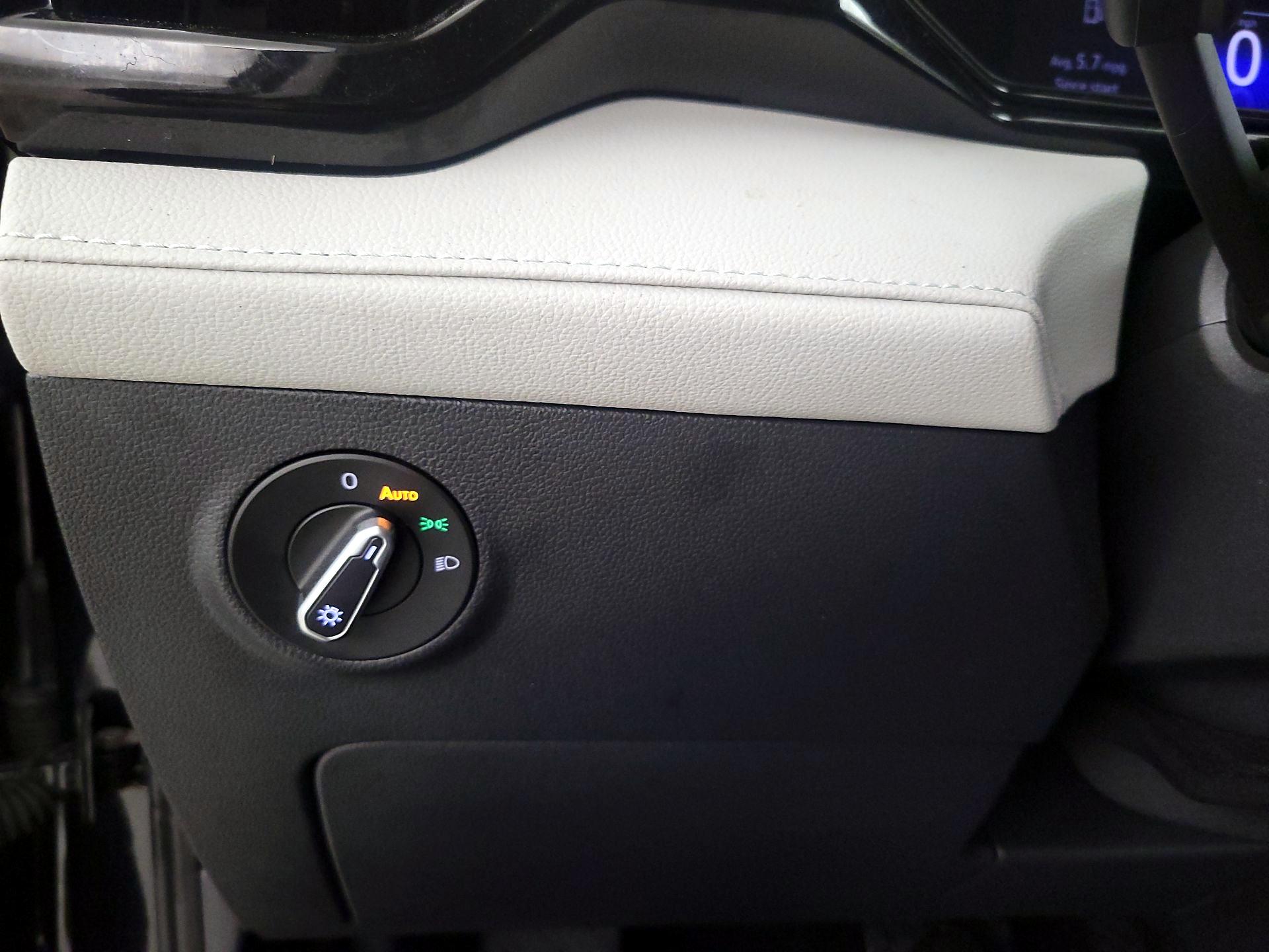 Thumbnail: 2025 Volkswagen Taos - 13