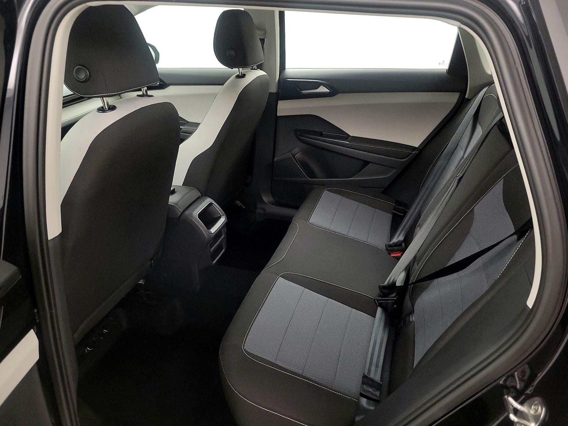 Thumbnail: 2025 Volkswagen Taos - 19