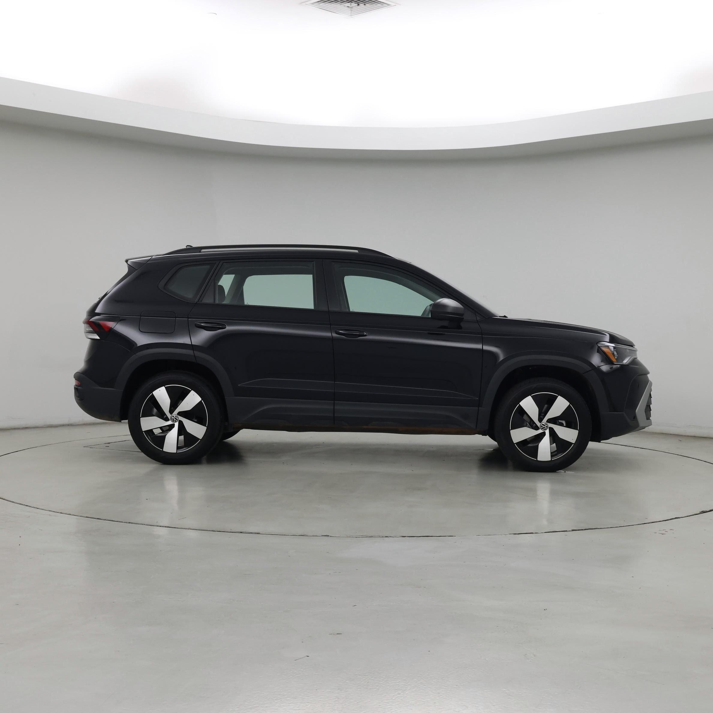 Thumbnail: 2025 Volkswagen Taos - 7