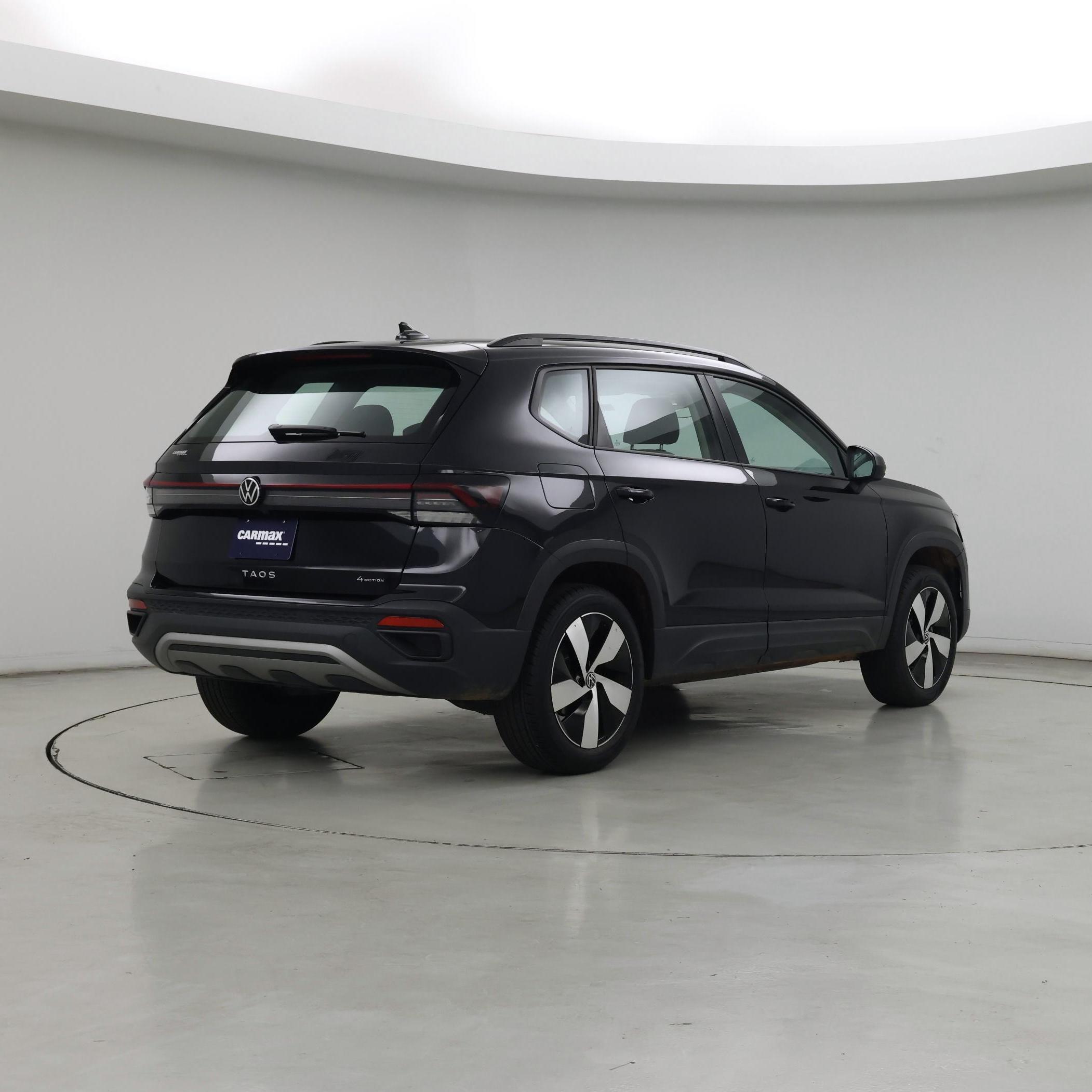 Thumbnail: 2025 Volkswagen Taos - 8