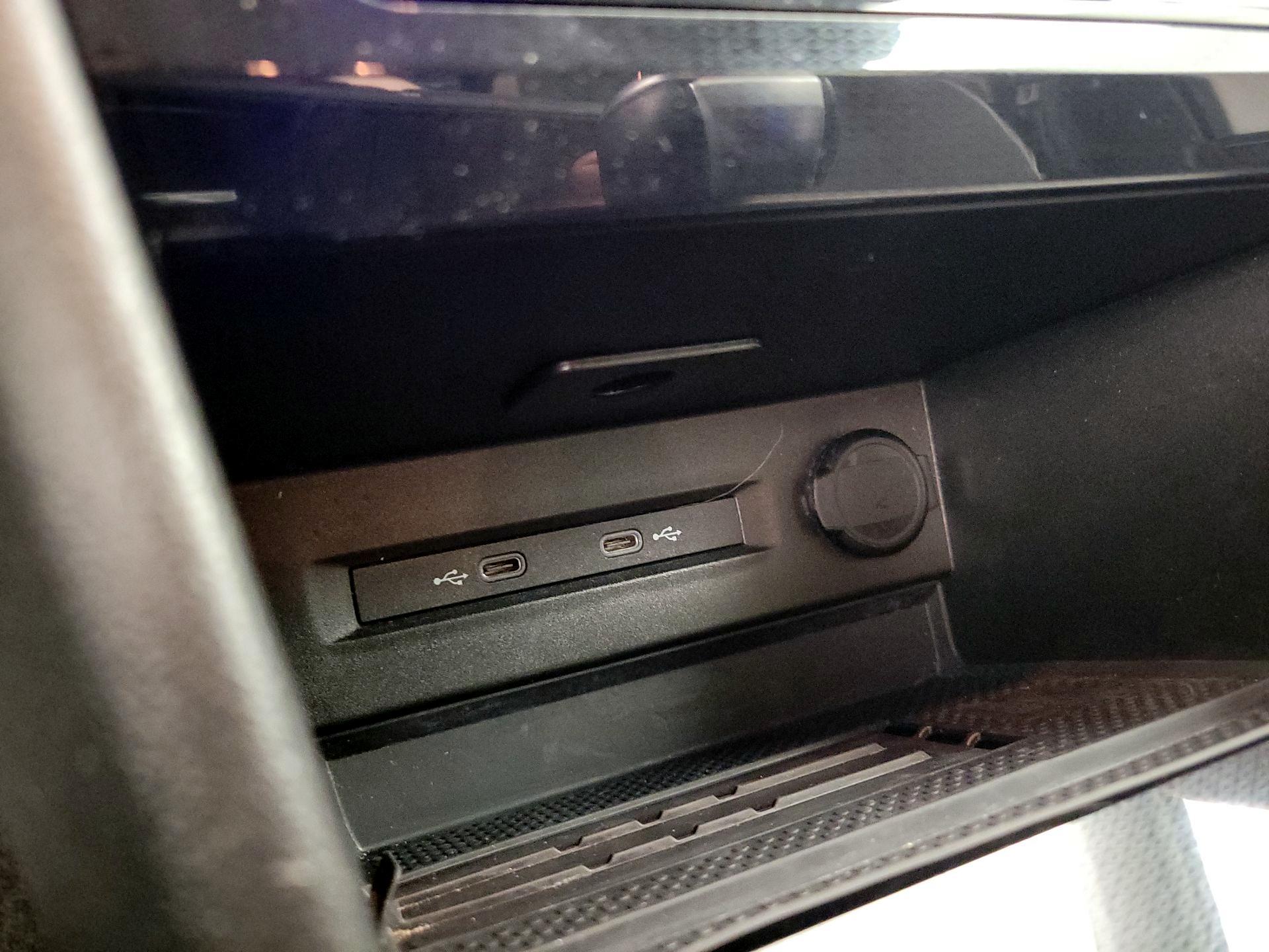 Thumbnail: 2025 Volkswagen Taos - 19