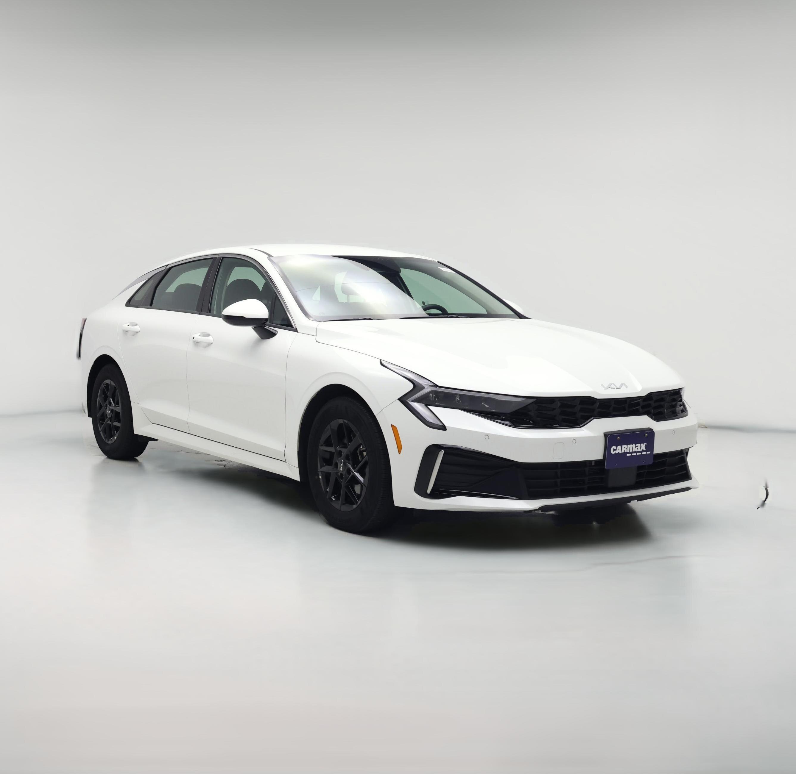 Thumbnail: 2025 Kia K5 - 1
