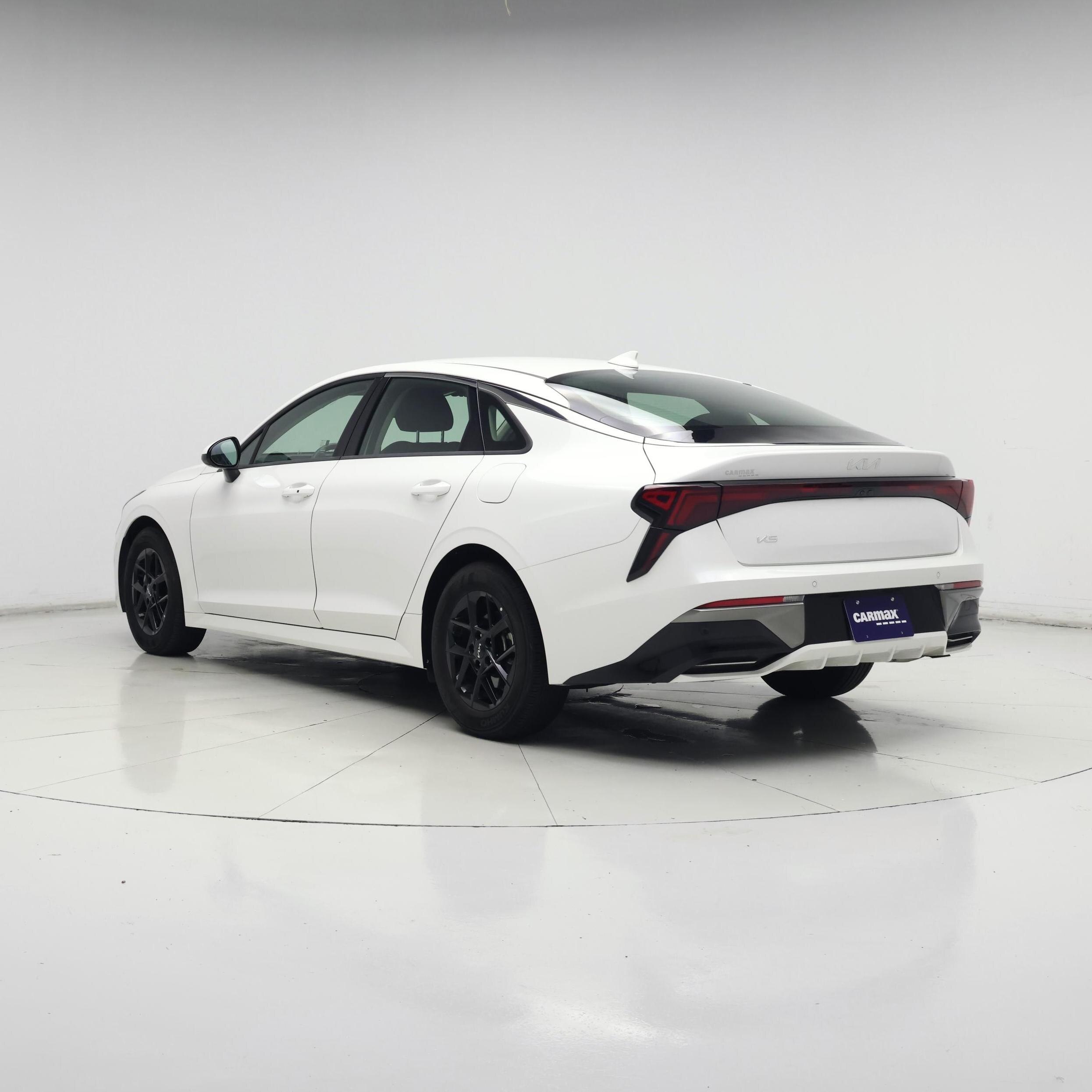 Thumbnail: 2025 Kia K5 - 2