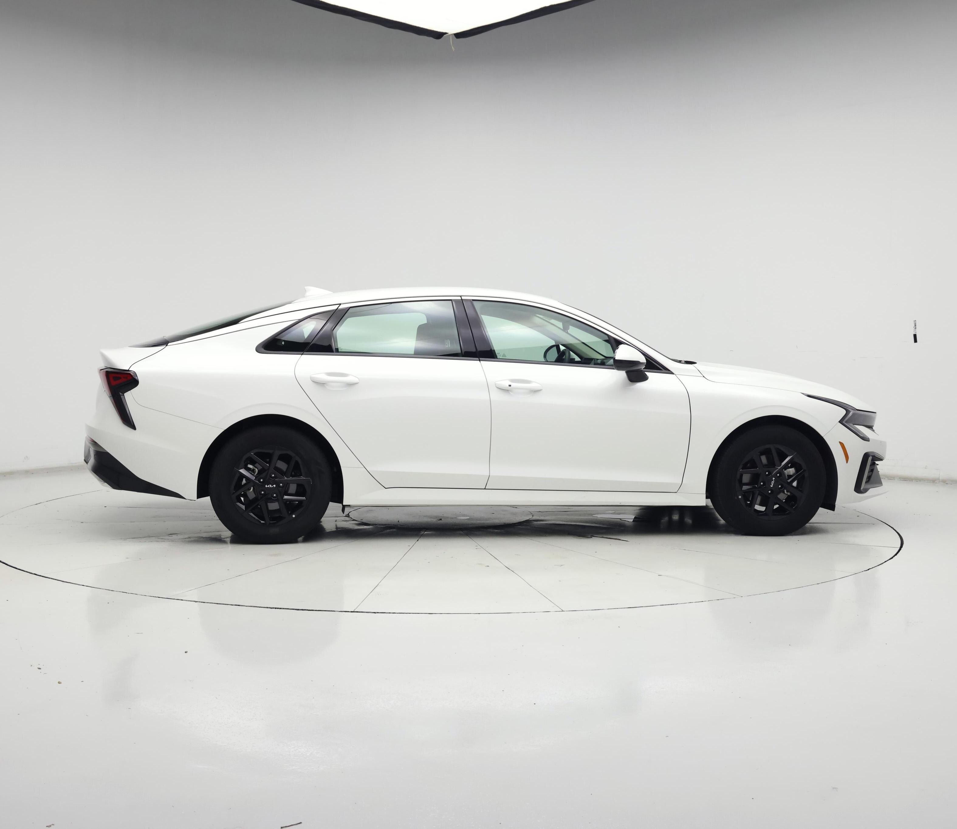 Thumbnail: 2025 Kia K5 - 7
