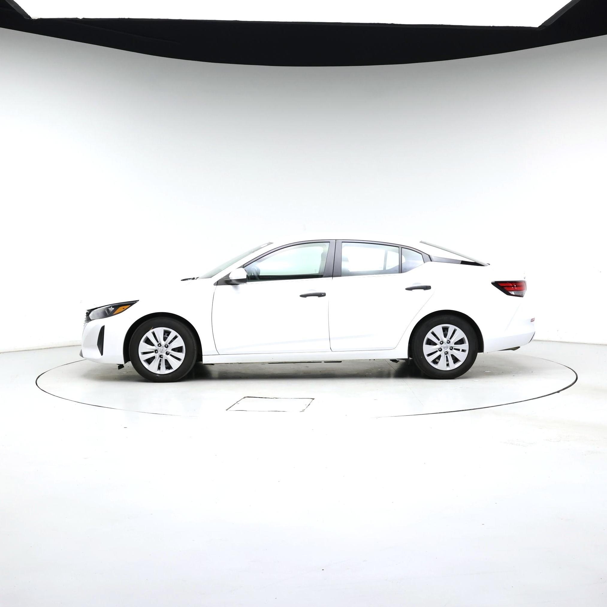 Thumbnail: 2025 Nissan Sentra - 3
