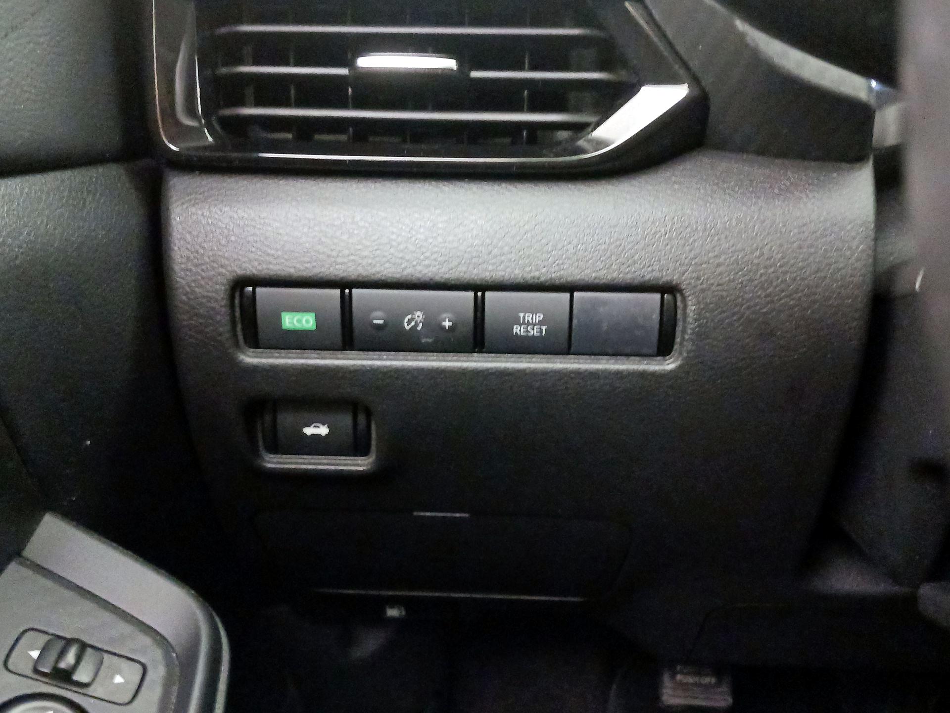 Thumbnail: 2023 Nissan Sentra - 13