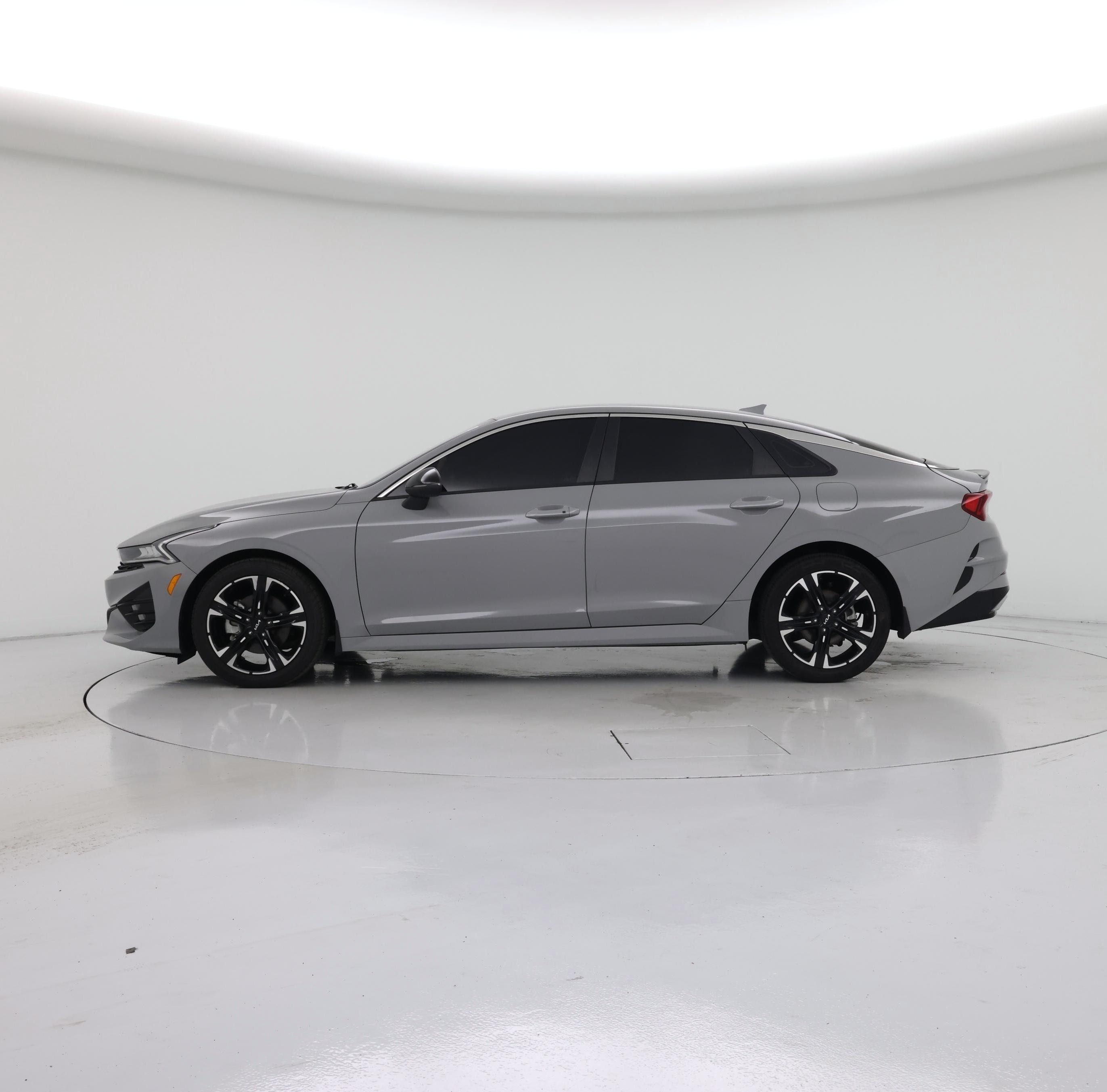 Thumbnail: 2023 Kia K5 - 3