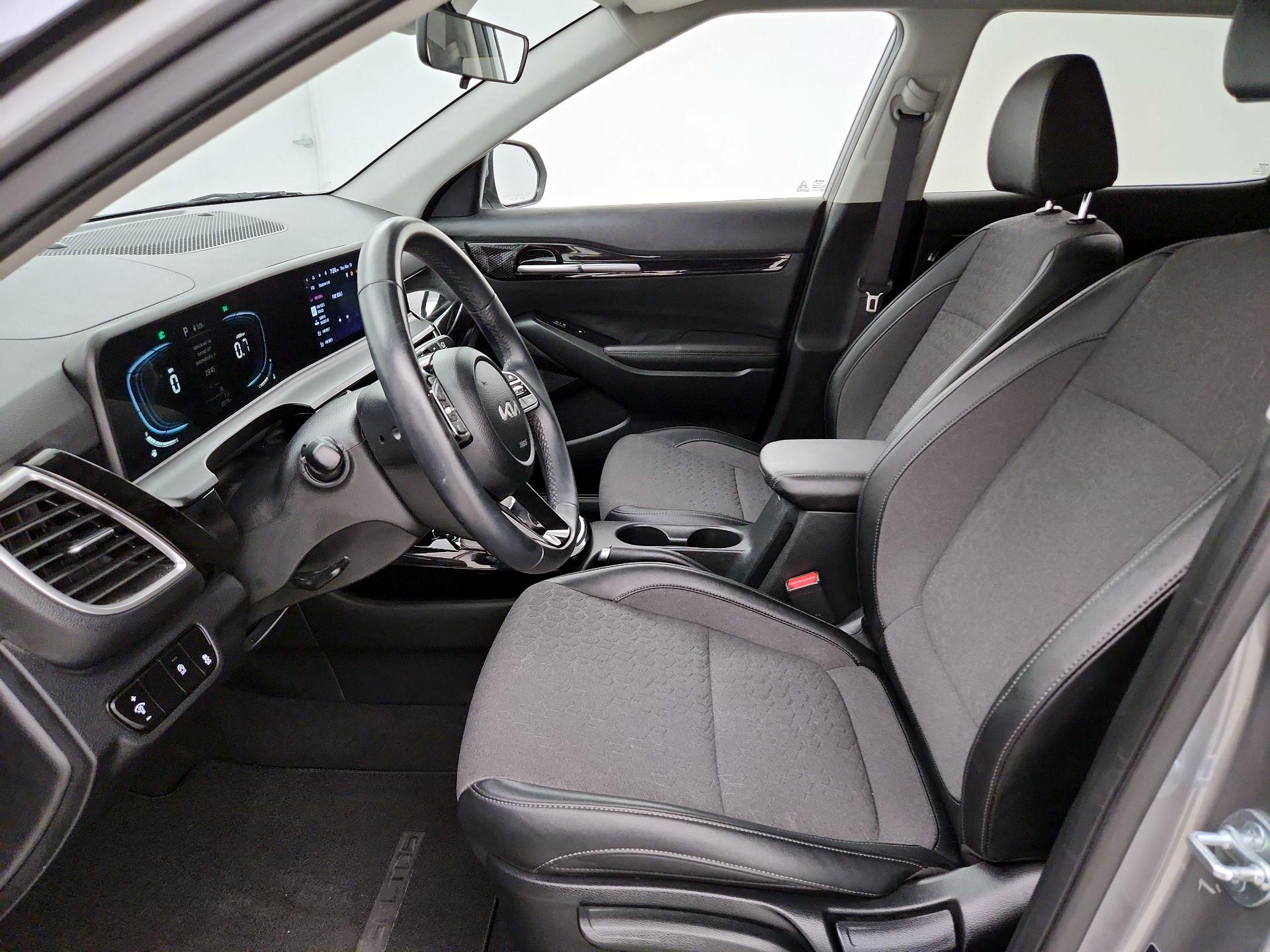 Thumbnail: 2025 Kia Seltos - 11