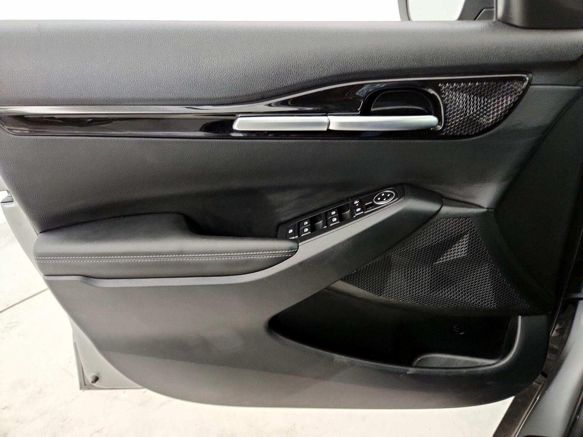 Thumbnail: 2025 Kia Seltos - 12