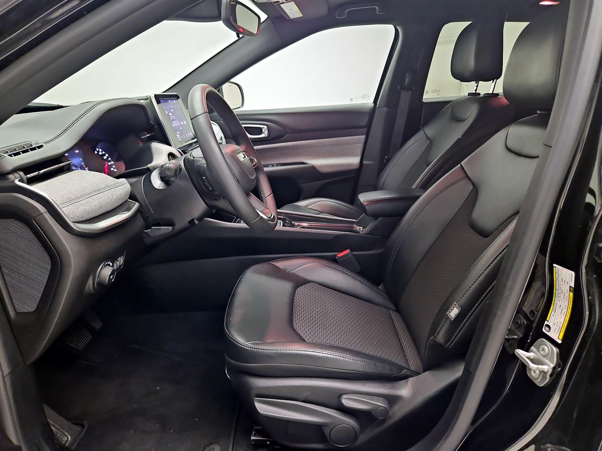 Thumbnail: 2025 Jeep Compass - 11