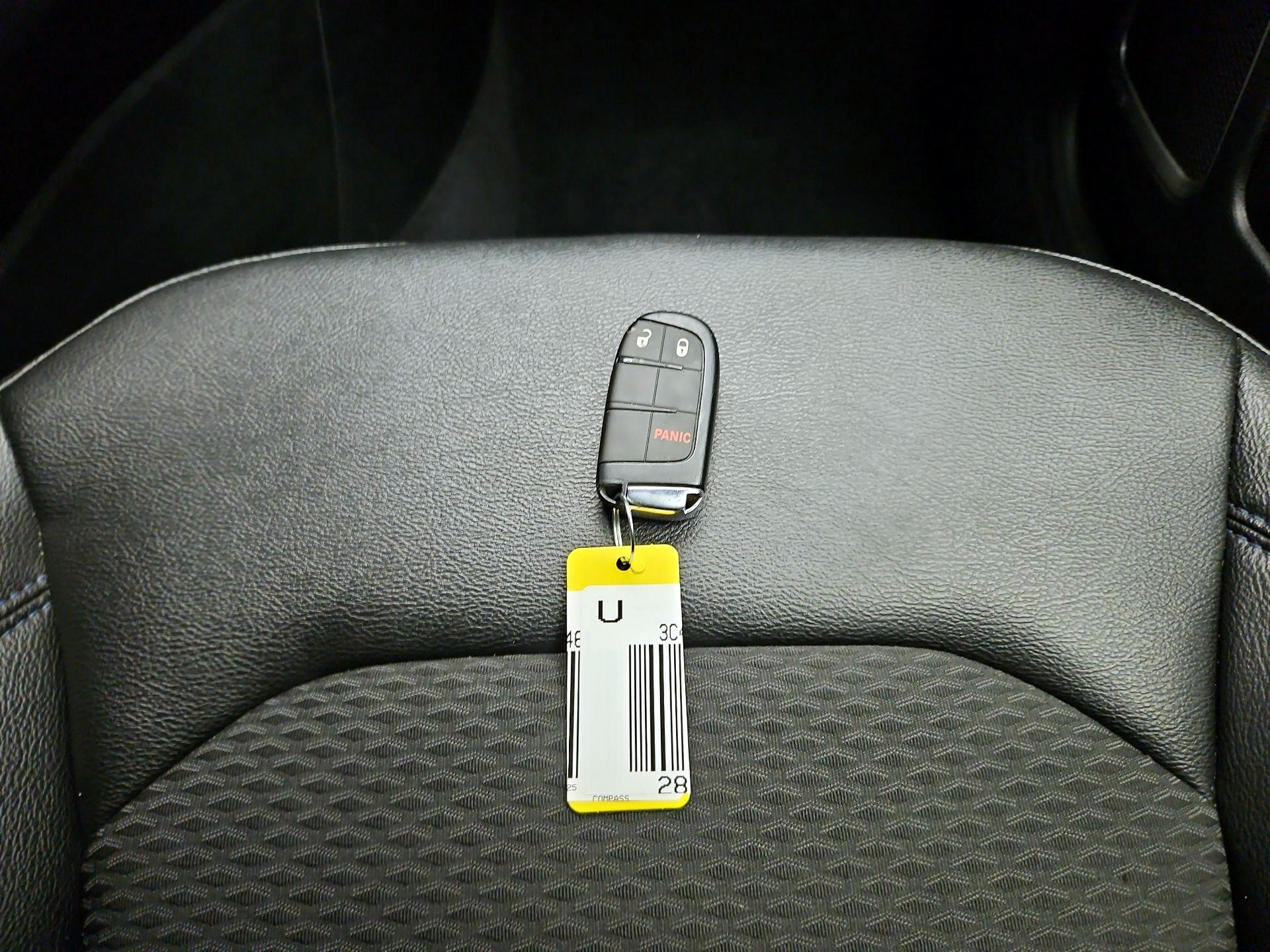 Thumbnail: 2025 Jeep Compass - 20