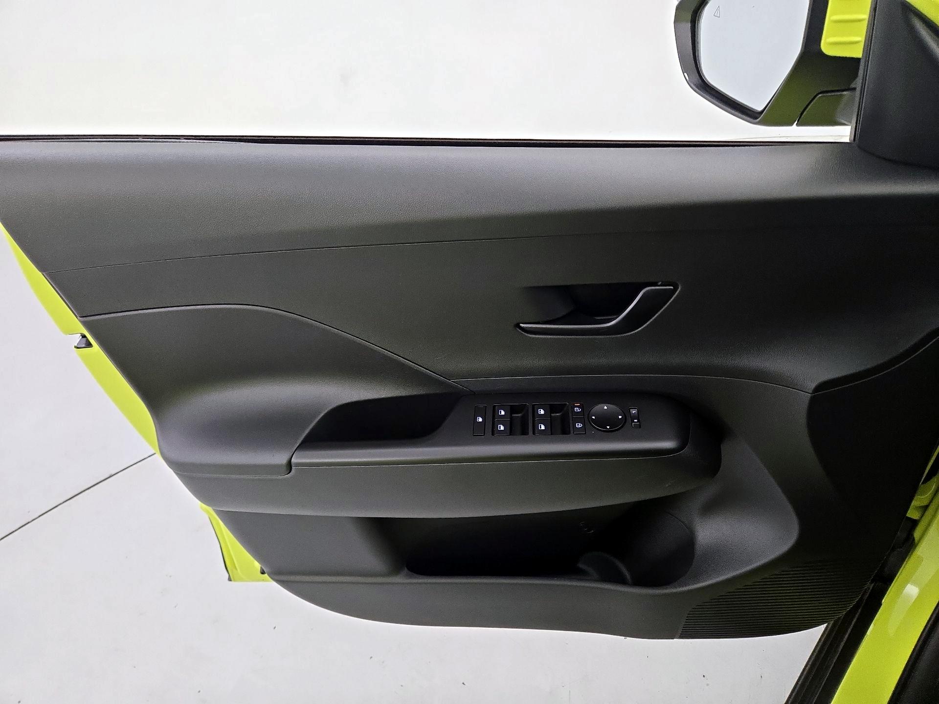 Thumbnail: 2025 Hyundai Kona - 12