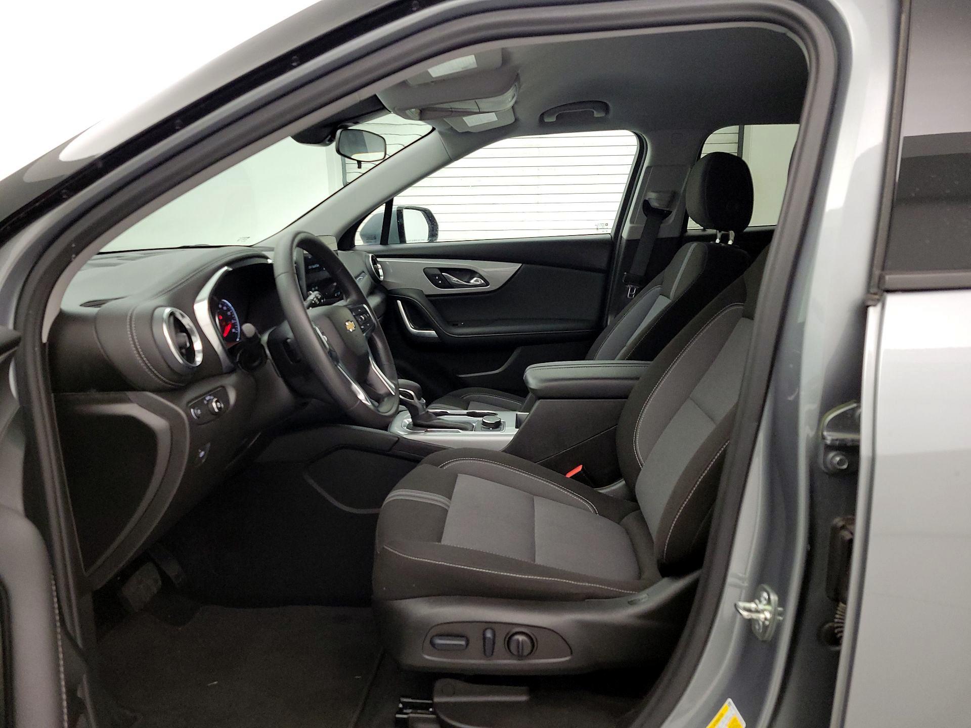 Thumbnail: 2025 Chevrolet Blazer - 11