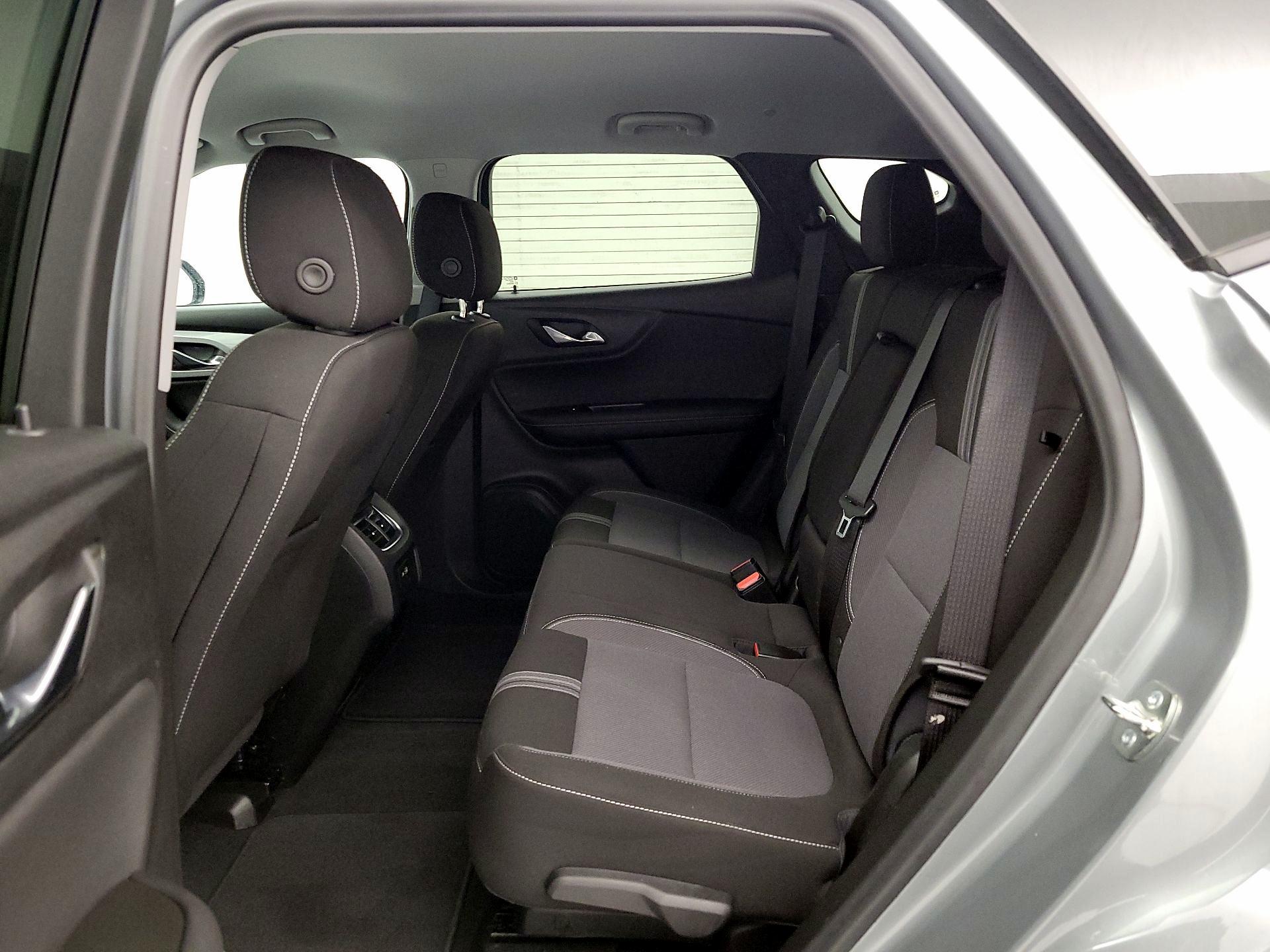 Thumbnail: 2025 Chevrolet Blazer - 19