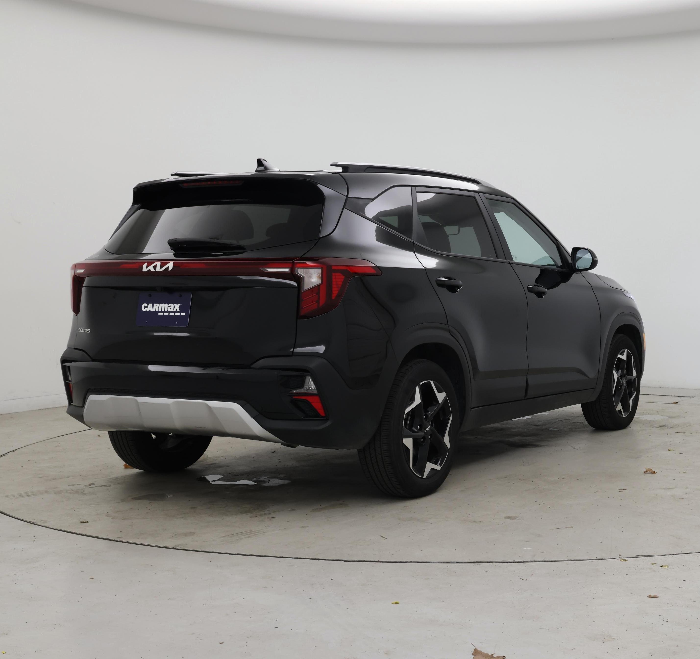 Thumbnail: 2025 Kia Seltos - 8