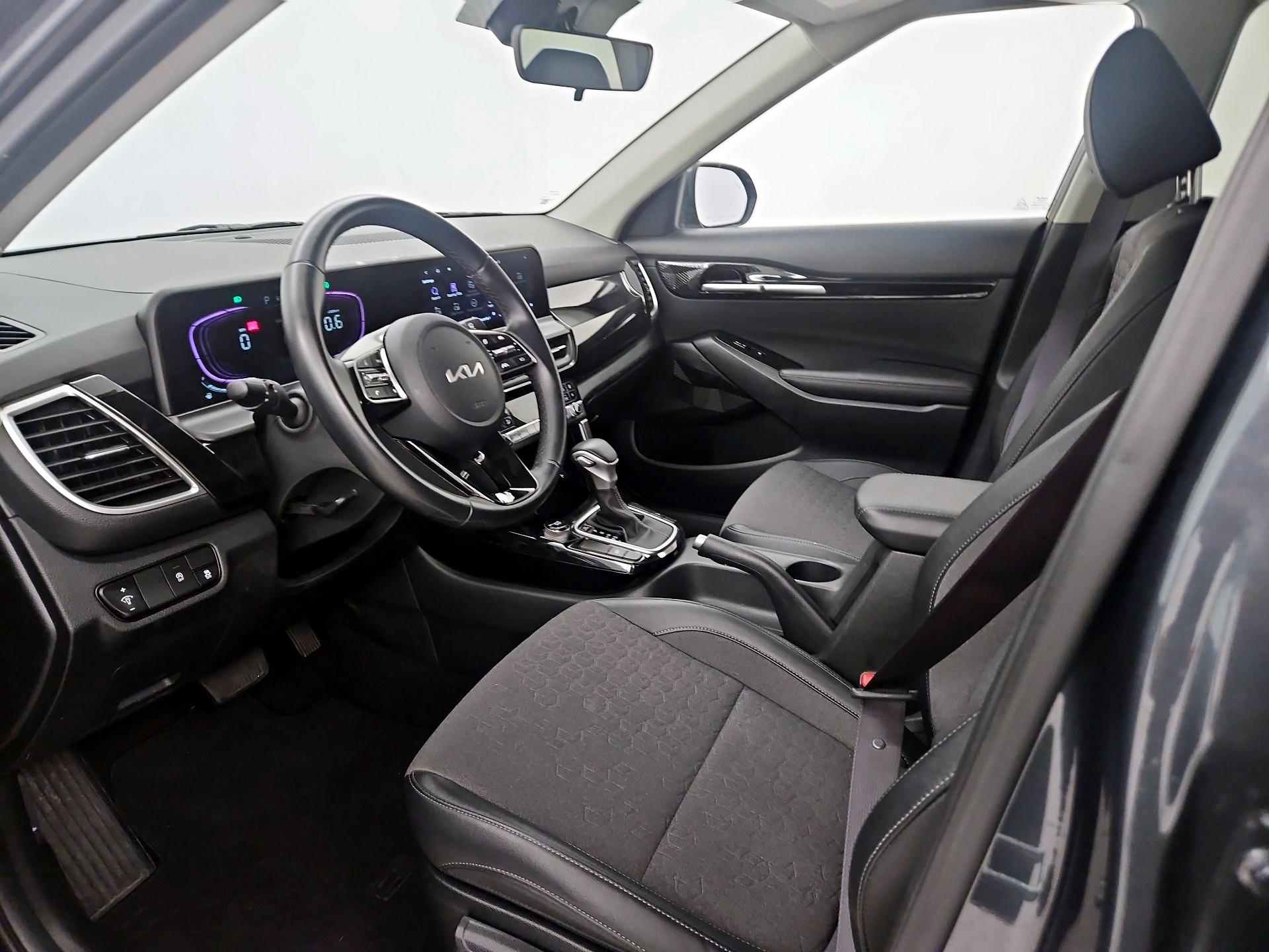 Thumbnail: 2025 Kia Seltos - 11