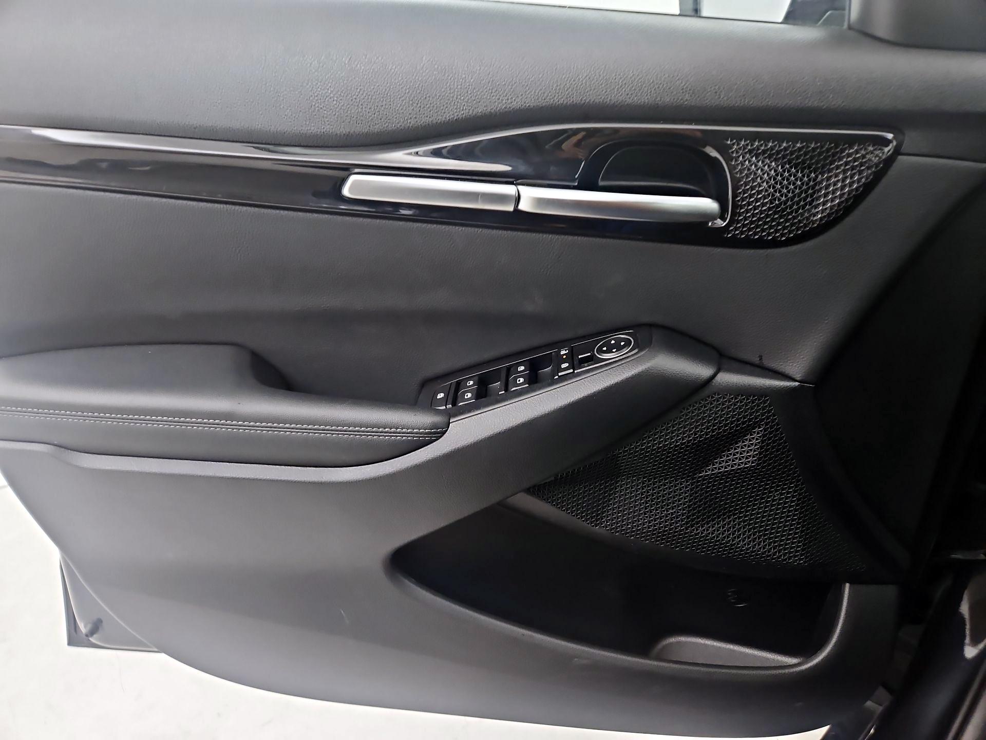 Thumbnail: 2025 Kia Seltos - 12