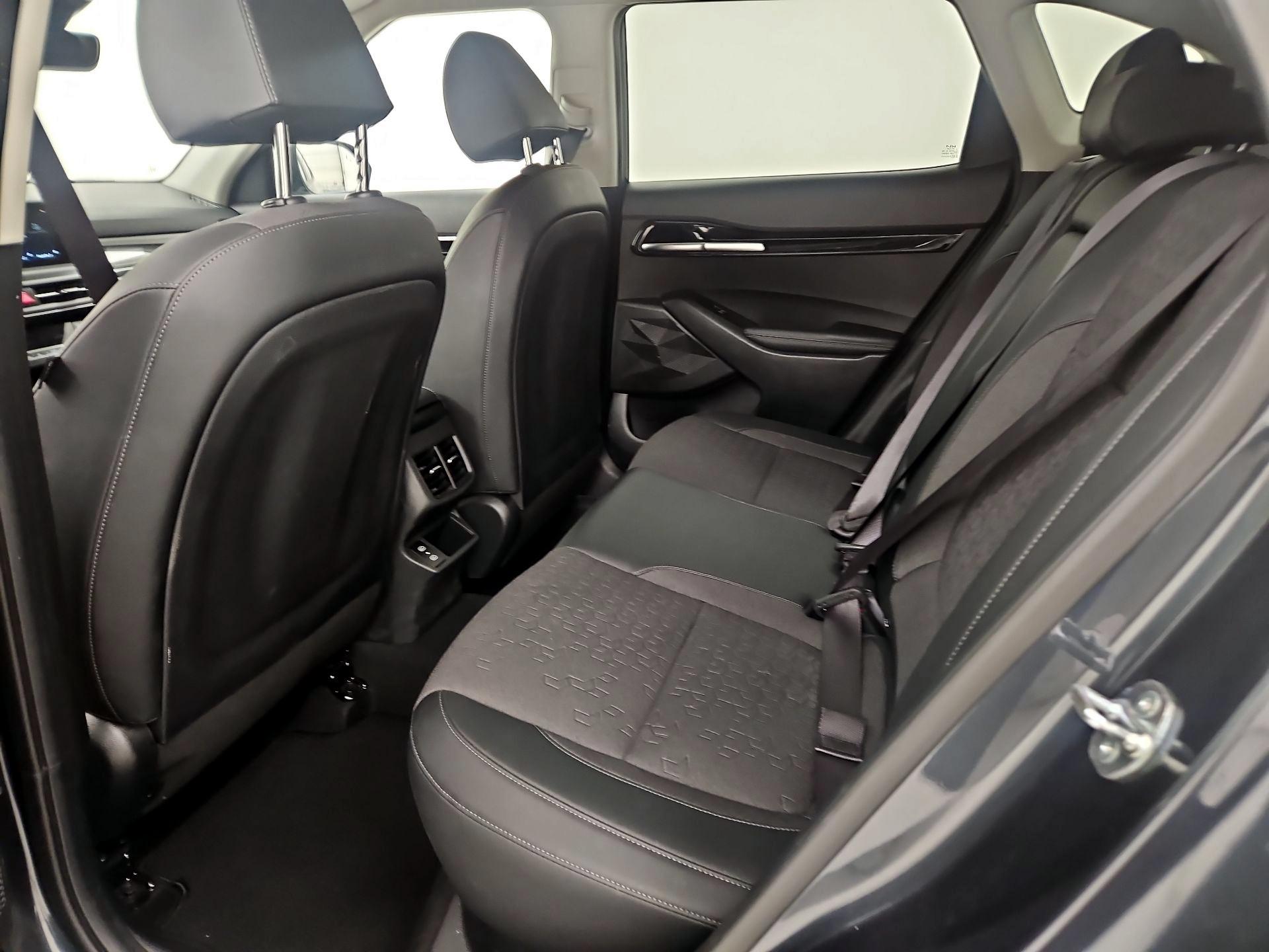 Thumbnail: 2025 Kia Seltos - 20