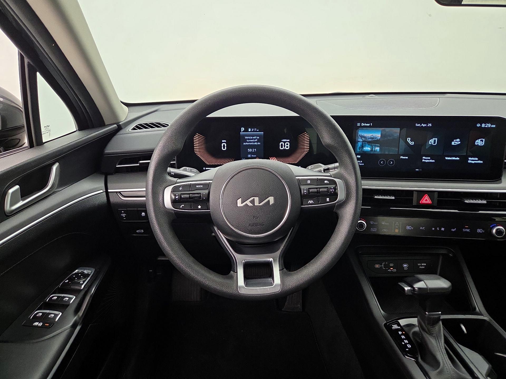 Thumbnail: 2025 Kia K5 - 10
