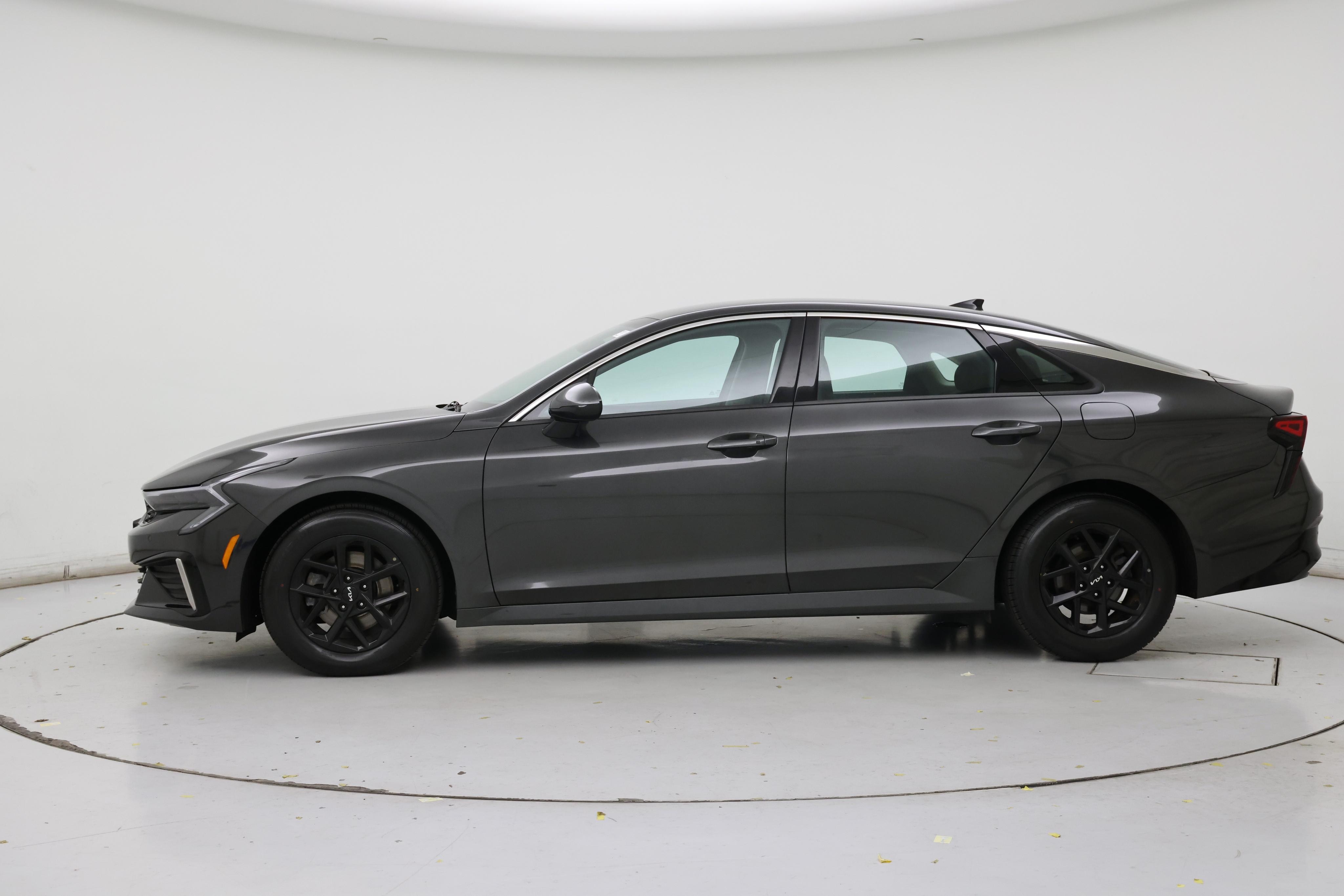 Thumbnail: 2025 Kia K5 - 3
