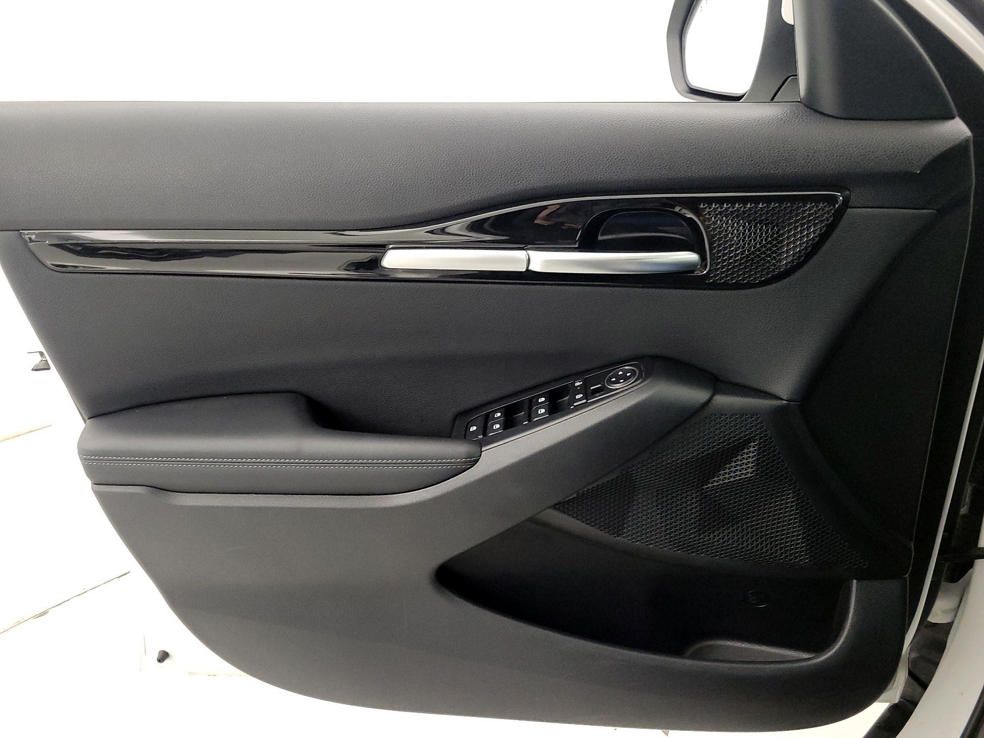 Thumbnail: 2025 Kia Seltos - 12