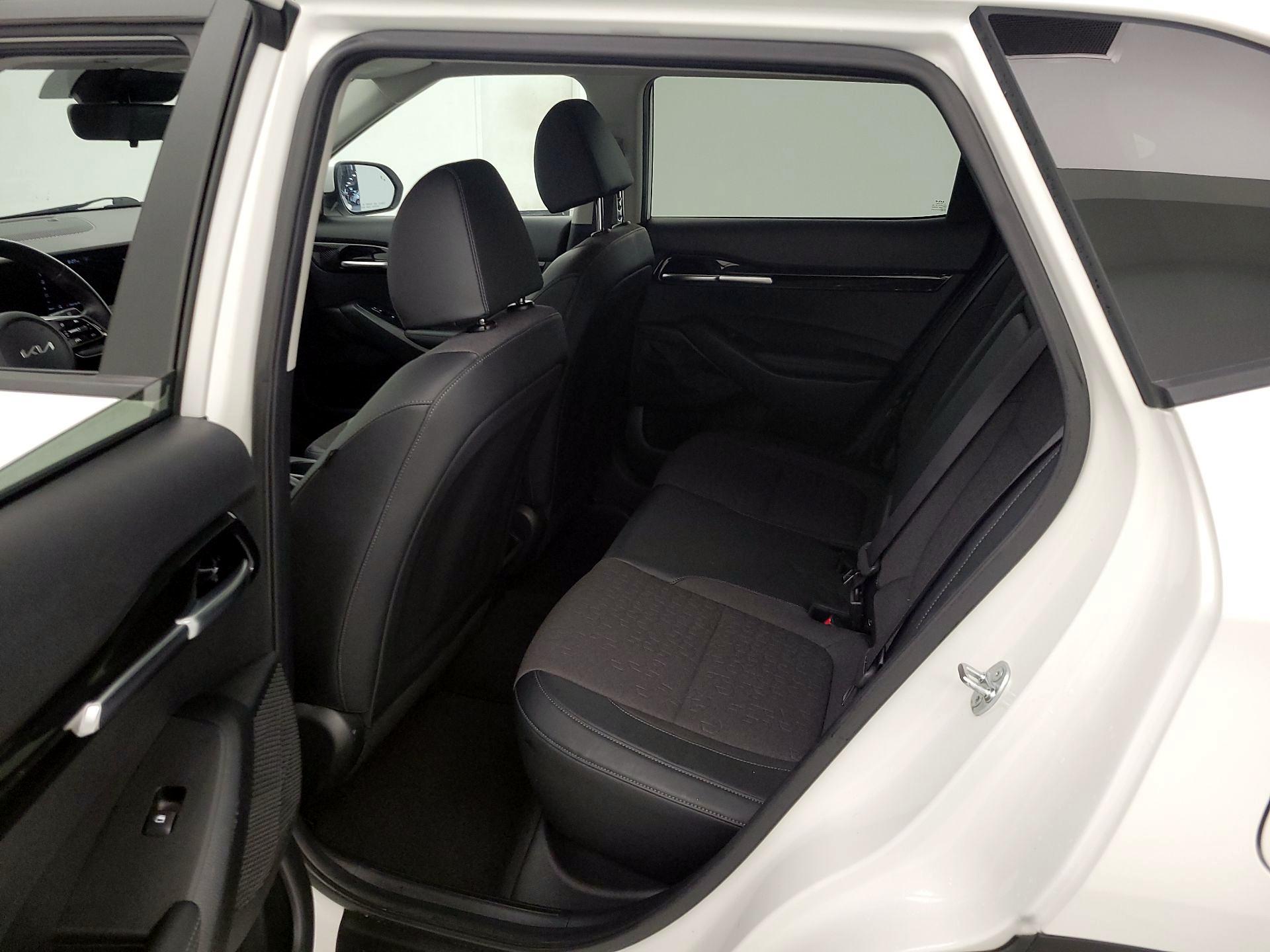 Thumbnail: 2025 Kia Seltos - 20