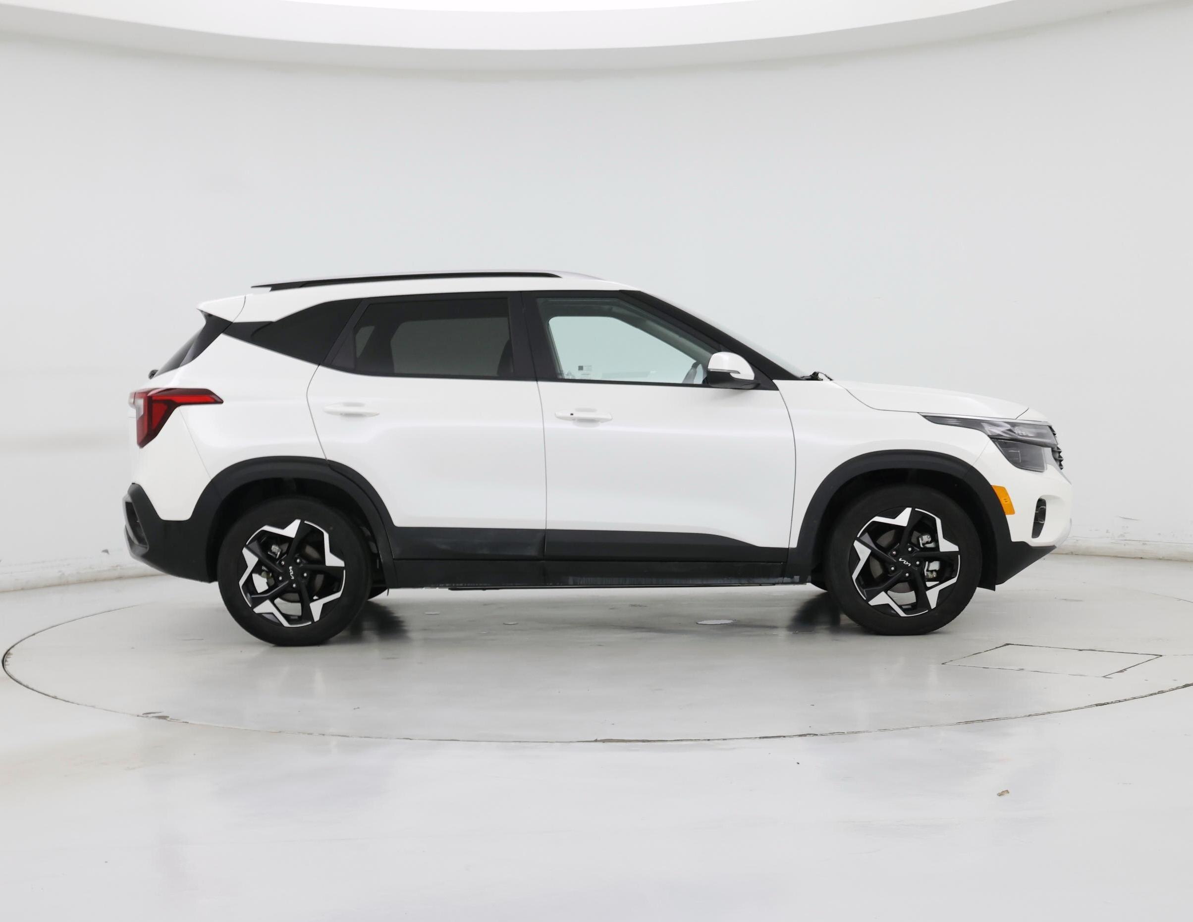 Thumbnail: 2025 Kia Seltos - 7