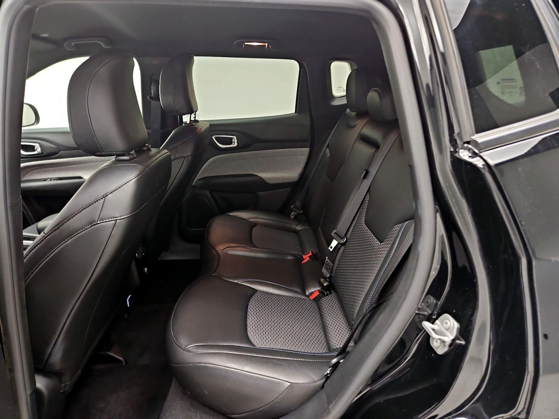 Thumbnail: 2025 Jeep Compass - 17