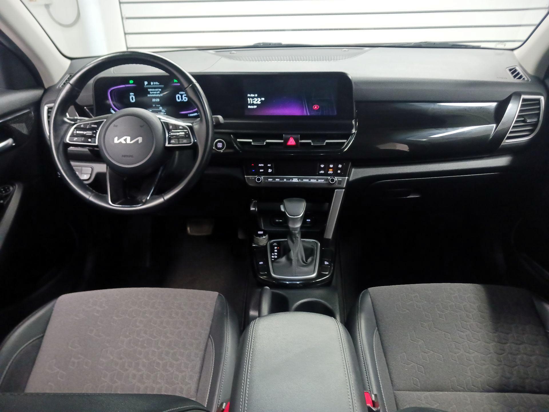 Thumbnail: 2025 Kia Seltos - 9