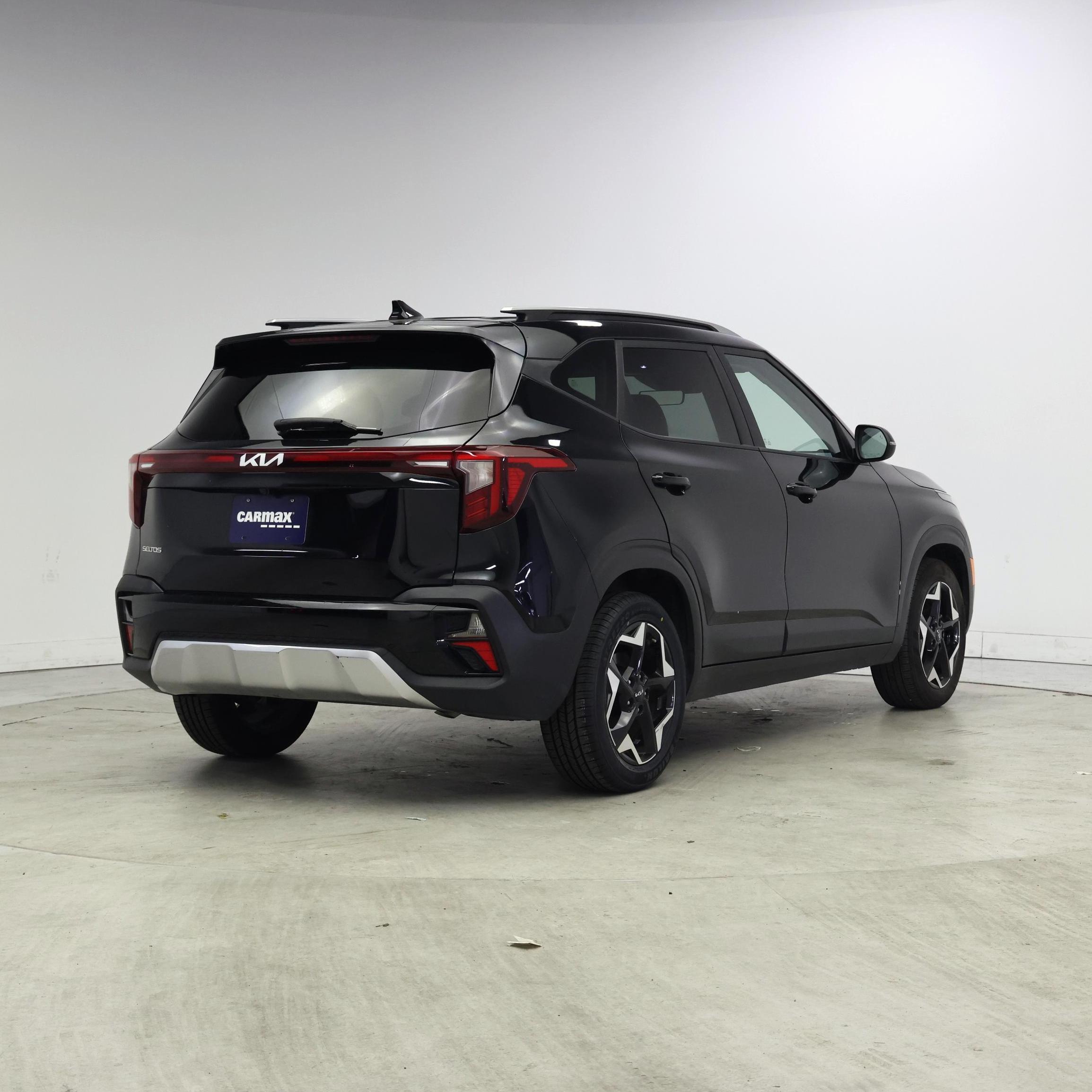 Thumbnail: 2025 Kia Seltos - 8