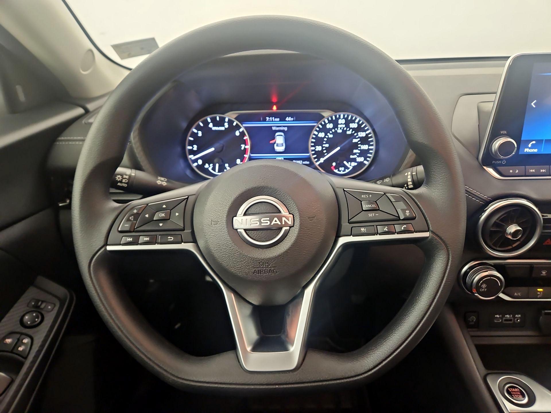 Thumbnail: 2025 Nissan Sentra - 10