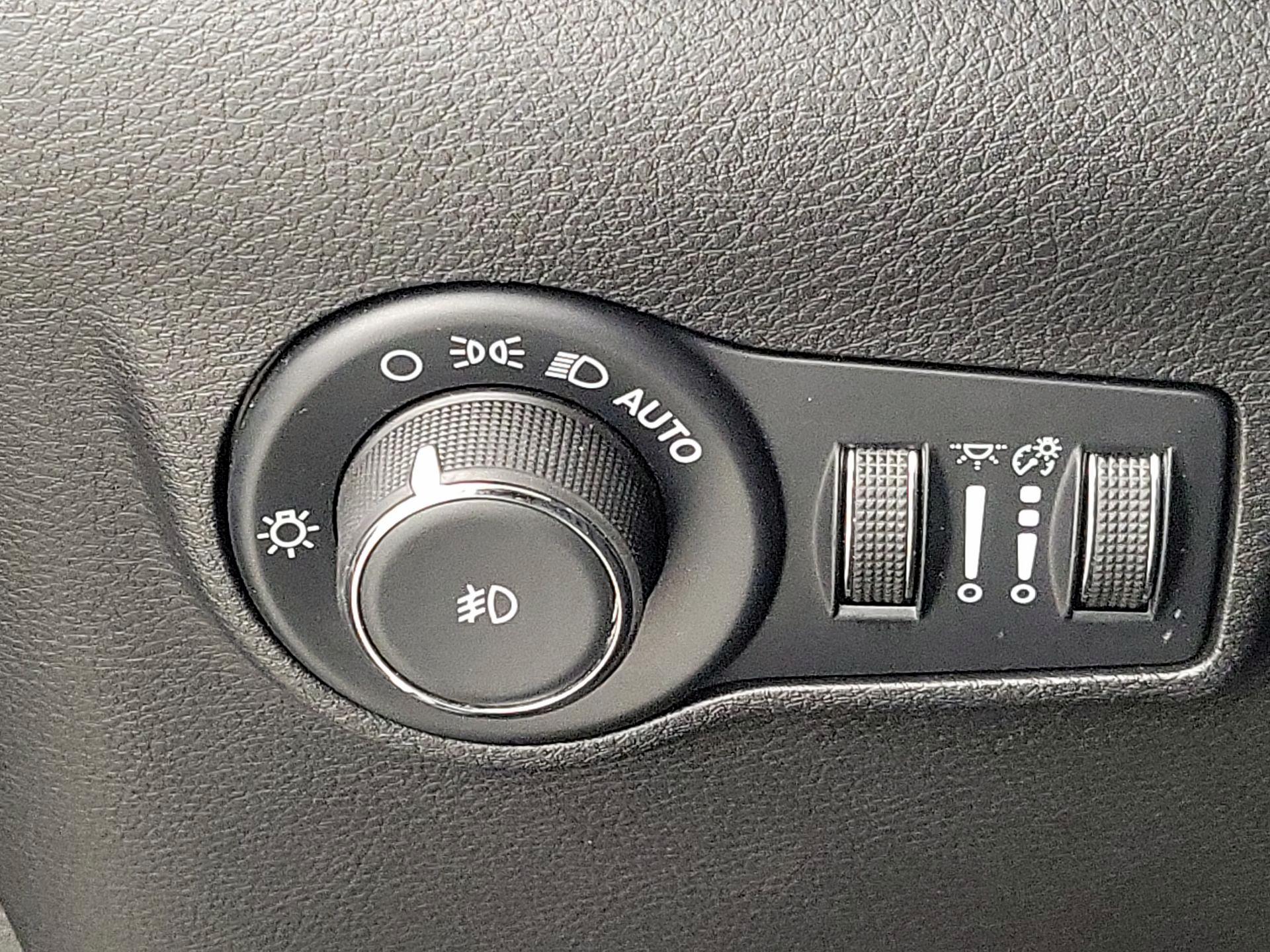 Thumbnail: 2025 Jeep Compass - 13