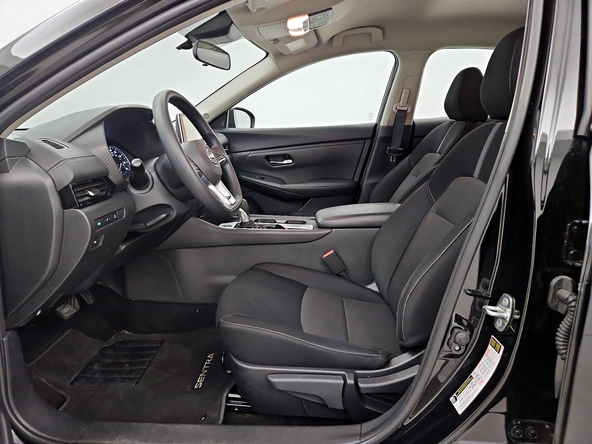 Thumbnail: 2025 Nissan Sentra - 11