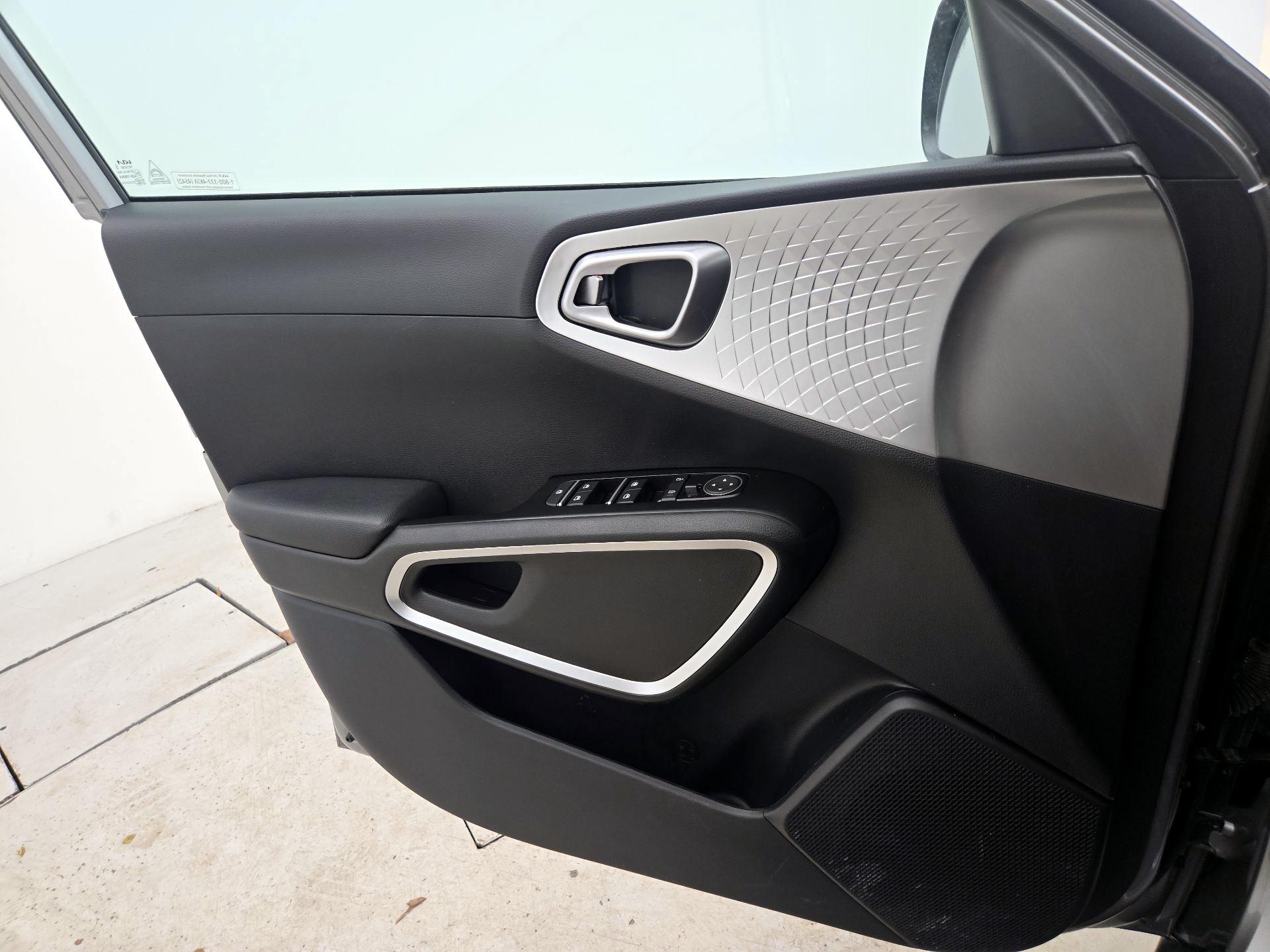 Thumbnail: 2025 Kia Soul - 12