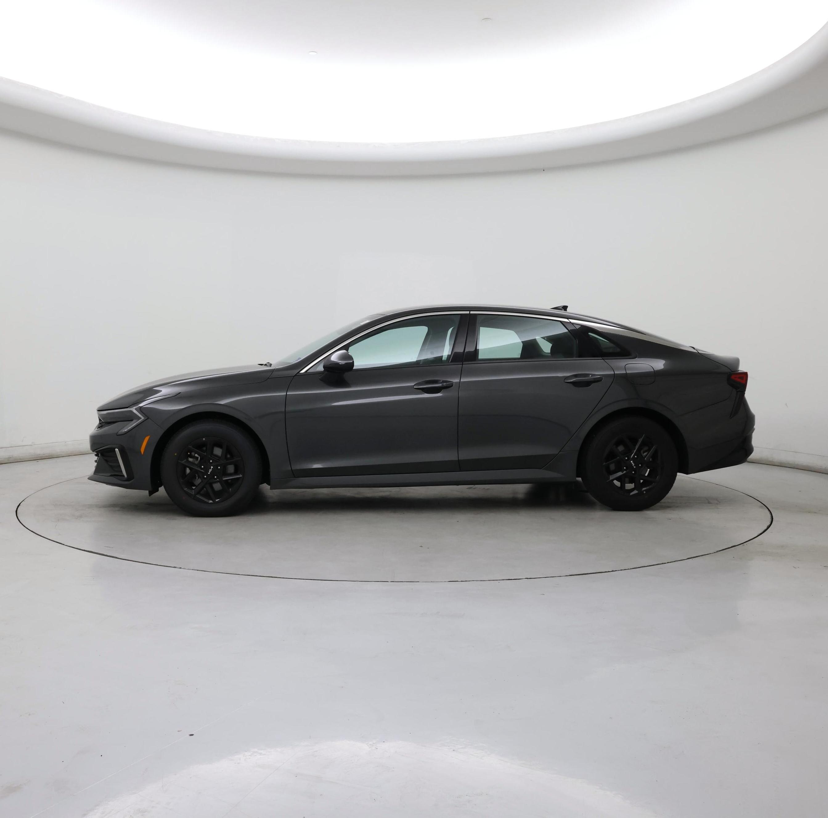Thumbnail: 2025 Kia K5 - 3