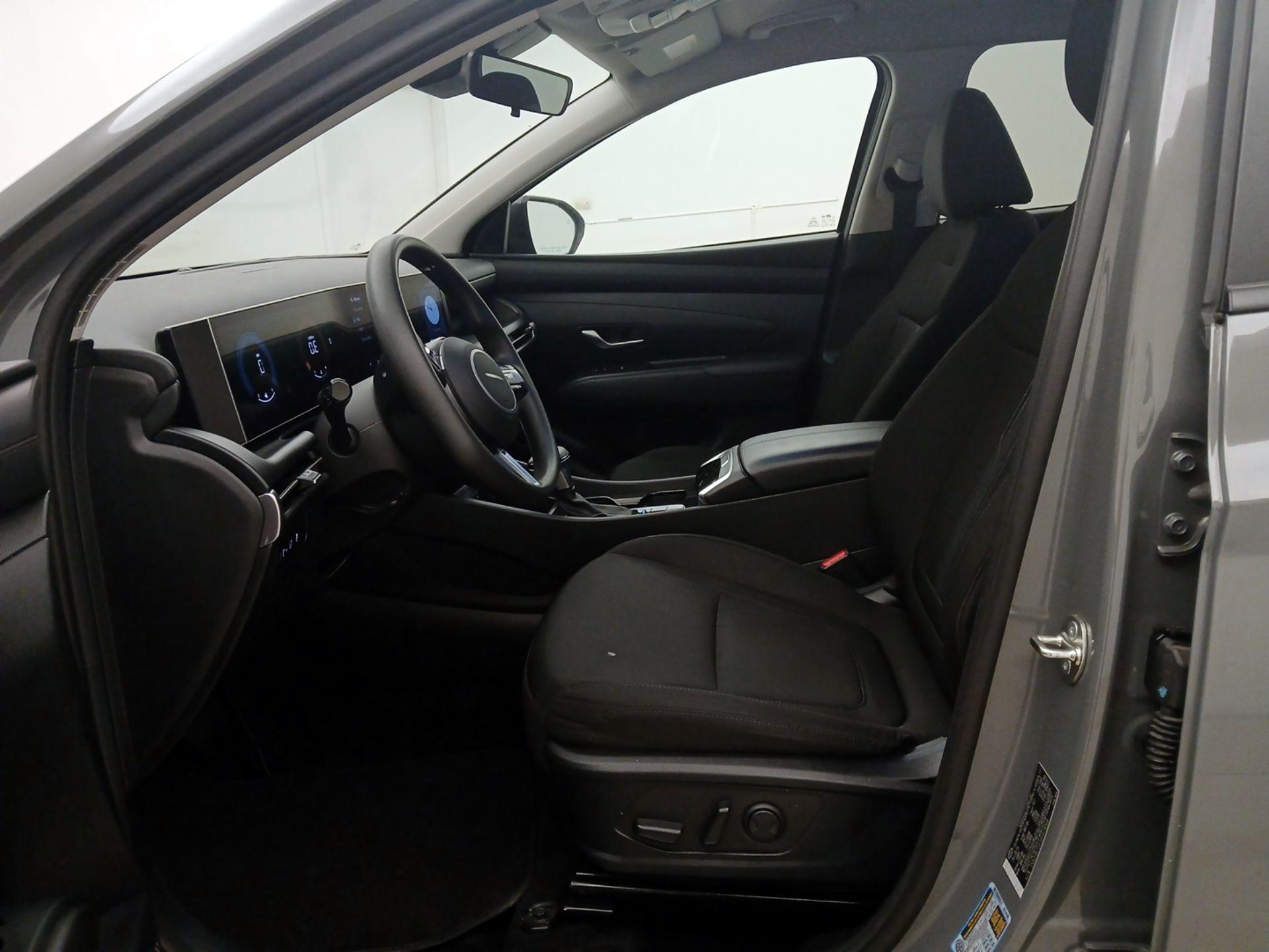 Thumbnail: 2025 Hyundai Tucson - 11