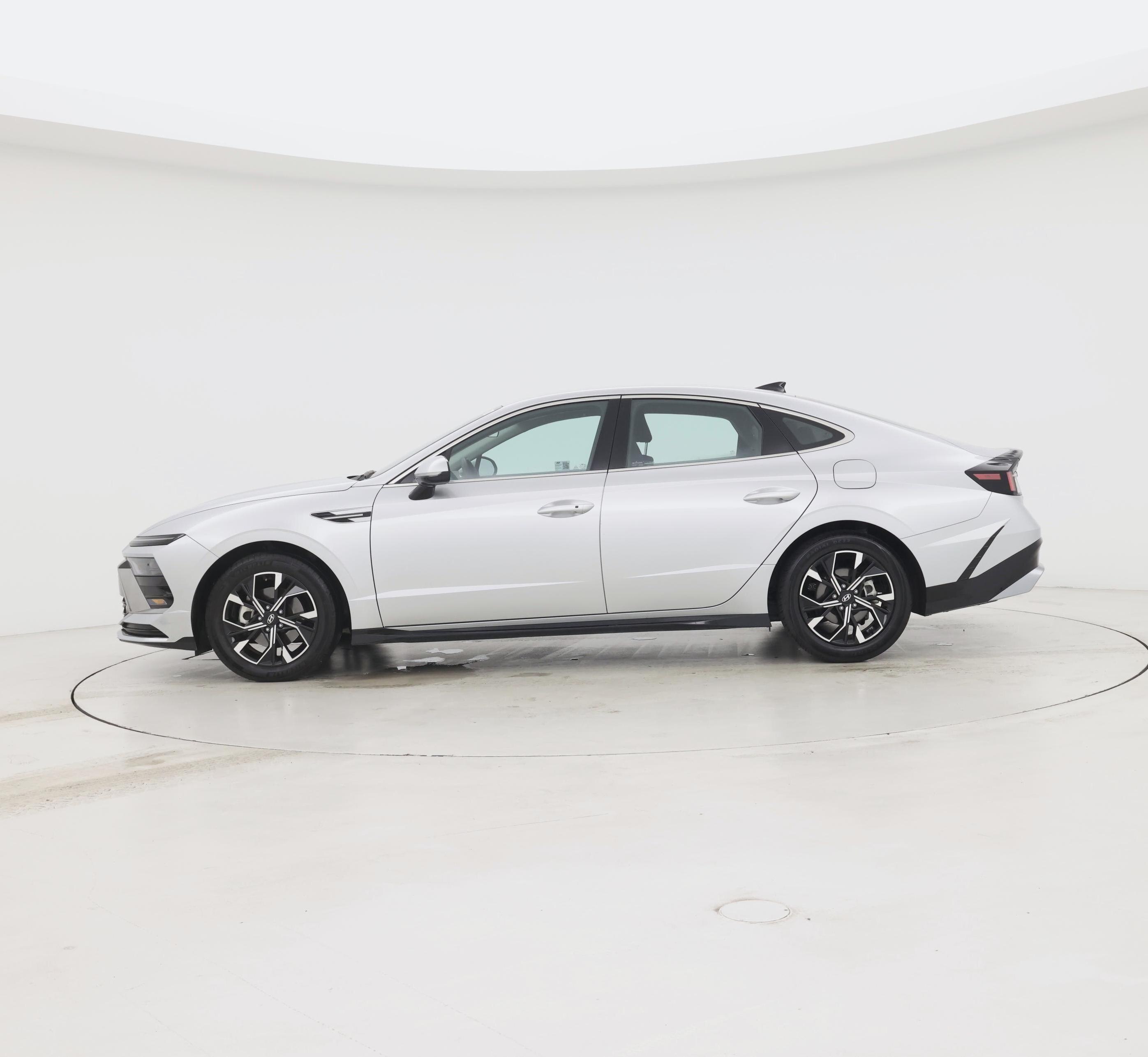 Thumbnail: 2025 Hyundai Sonata - 3