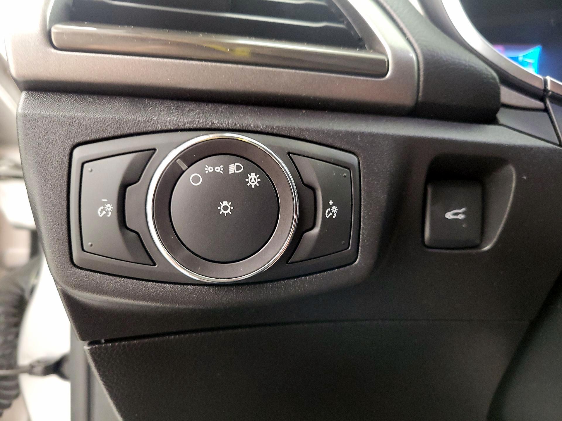 Thumbnail: 2018 Ford Fusion - 13