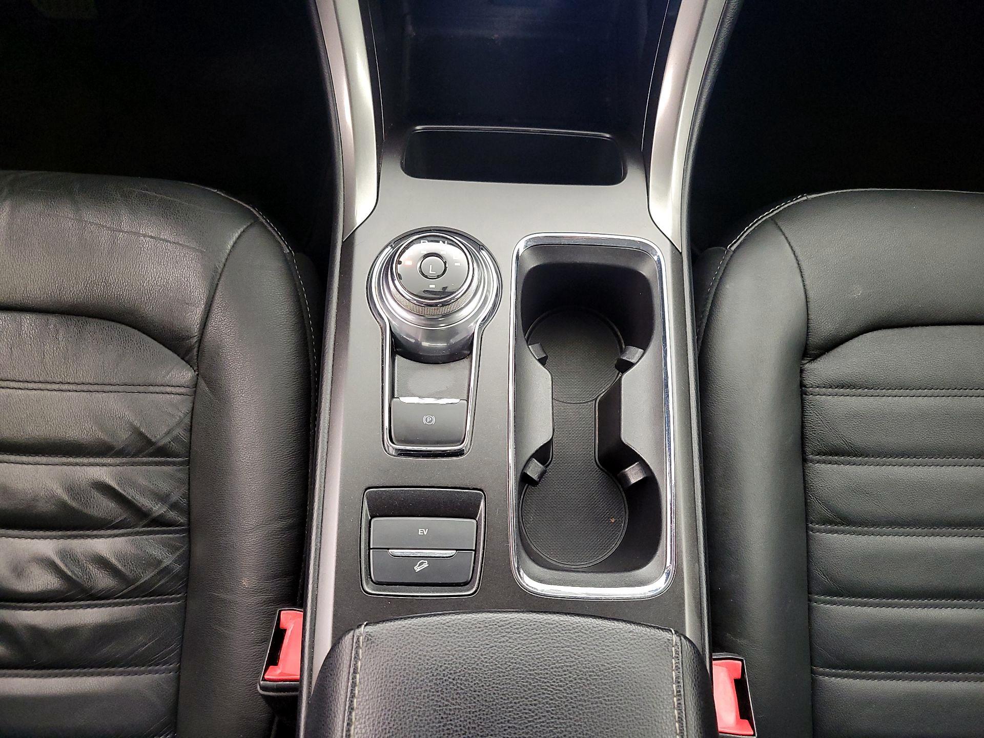 Thumbnail: 2018 Ford Fusion - 18