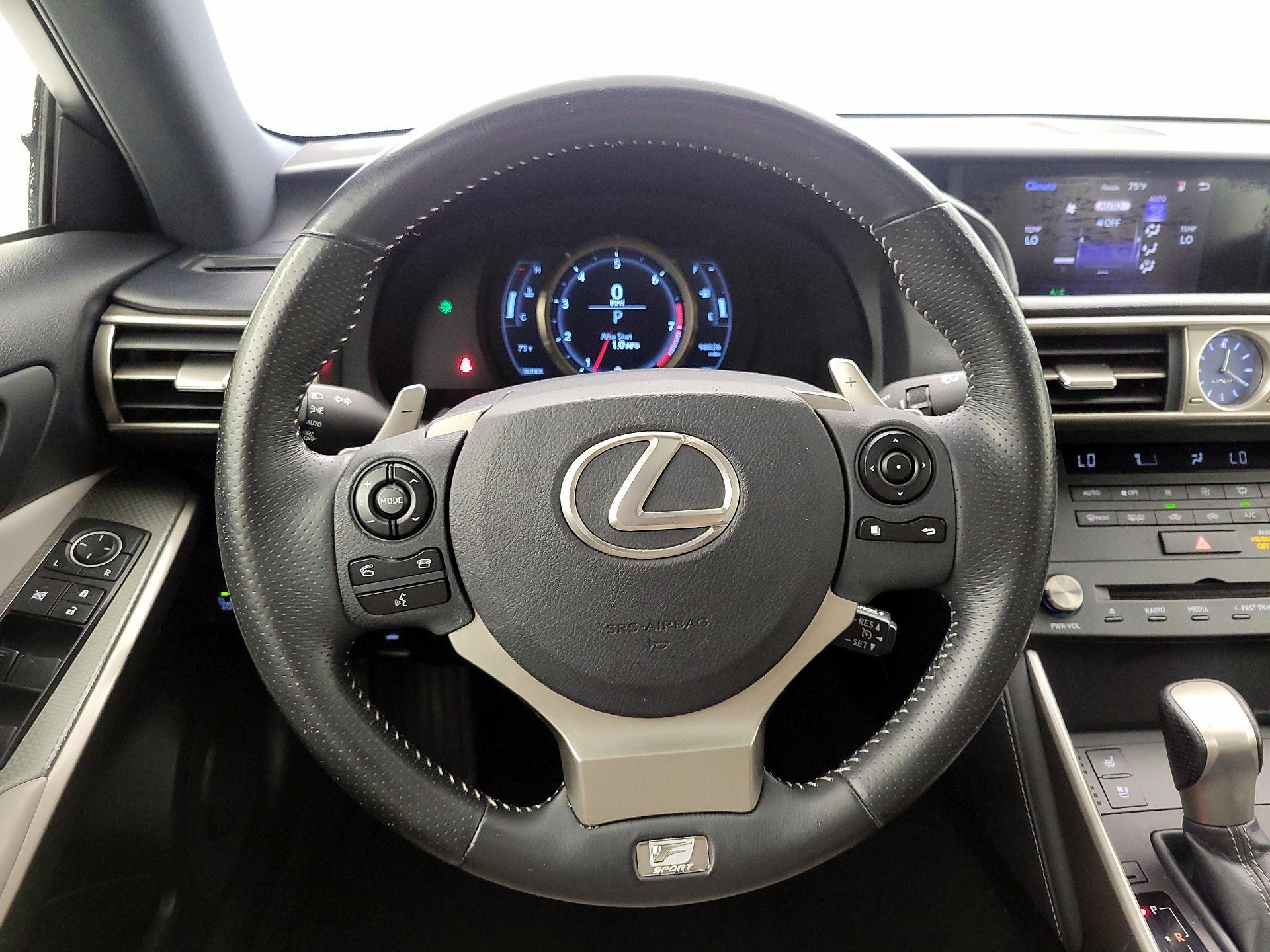 Thumbnail: 2015 Lexus IS - 10
