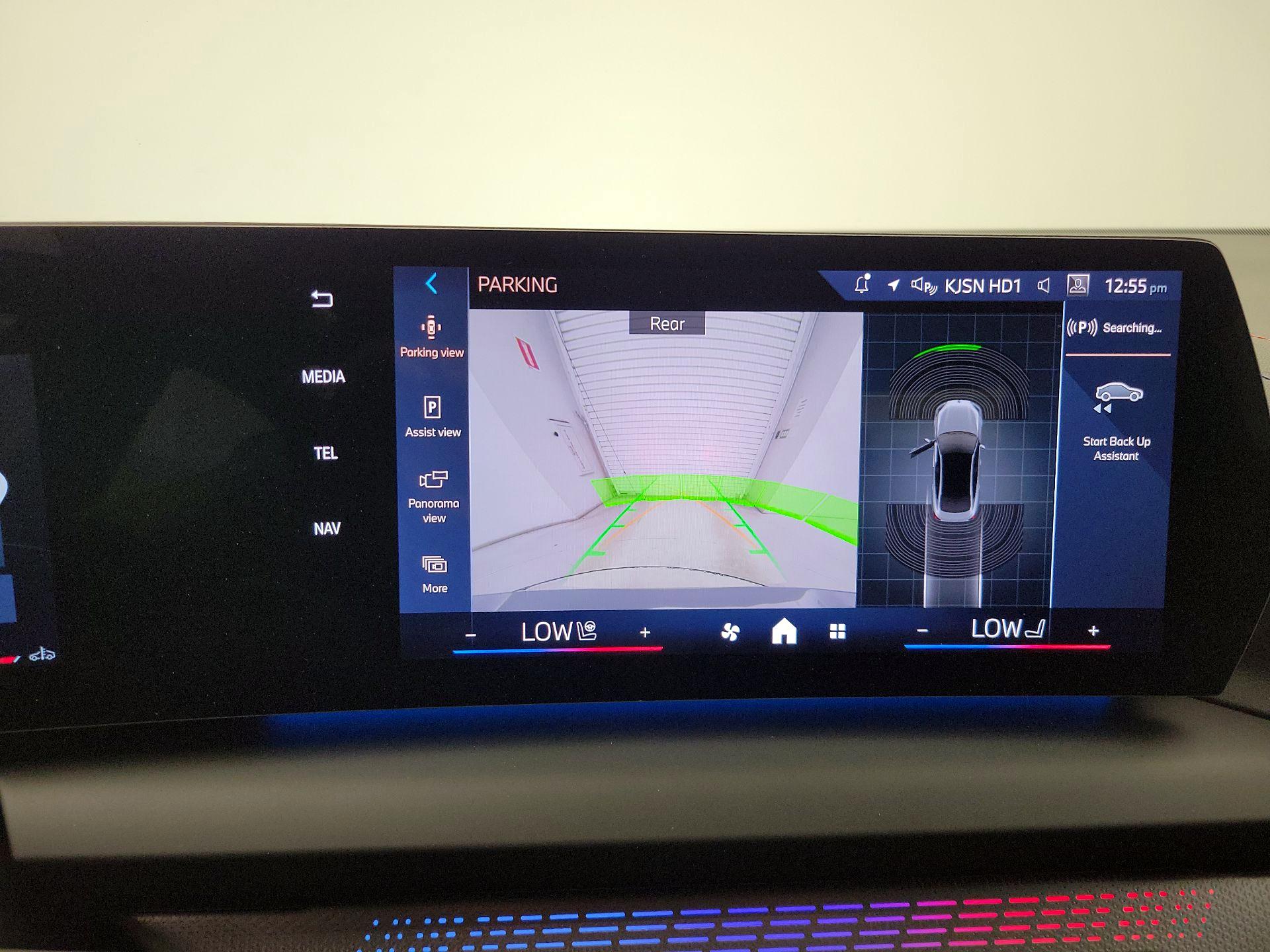 Thumbnail: 2025 BMW 2 Series - 15