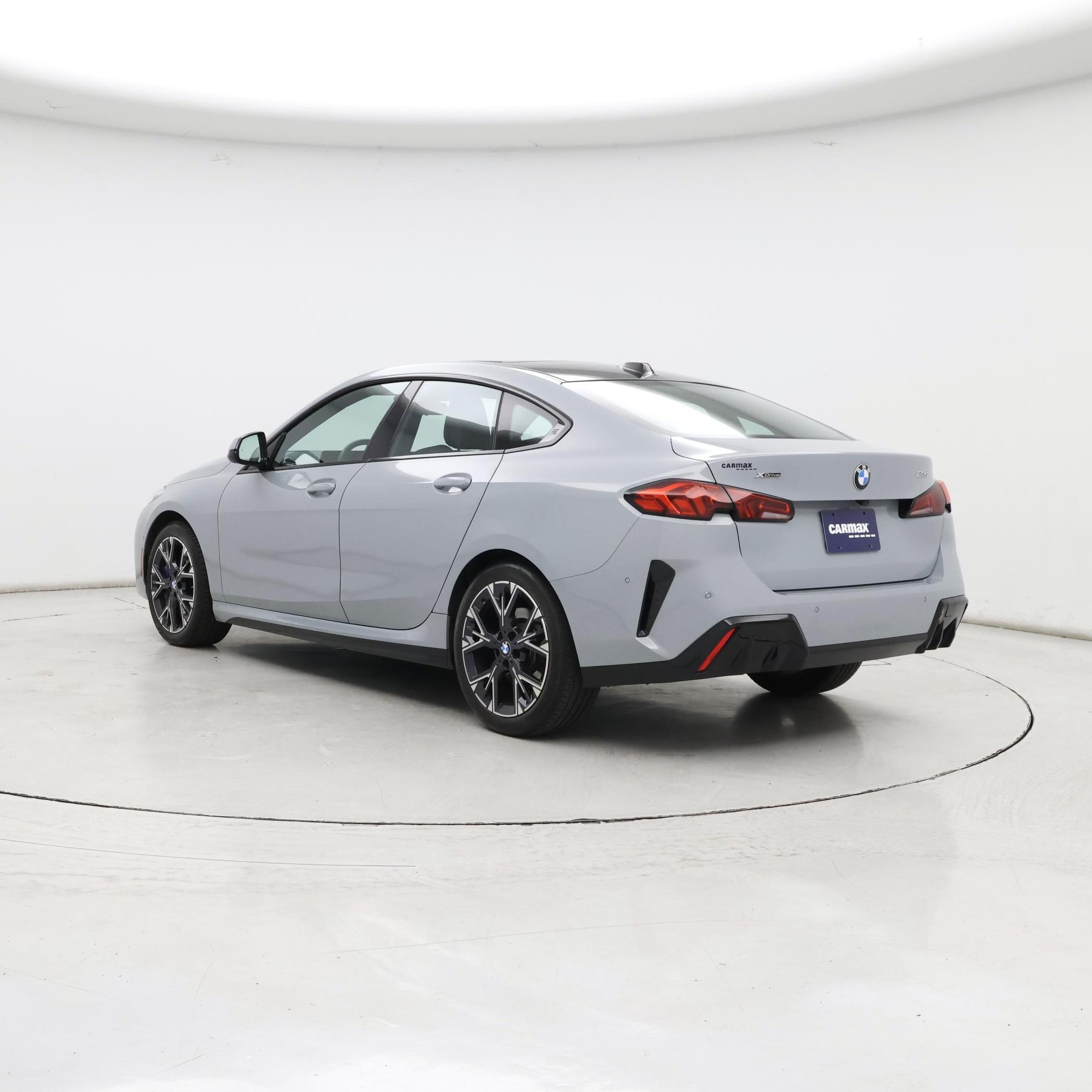 Thumbnail: 2025 BMW 2 Series - 2