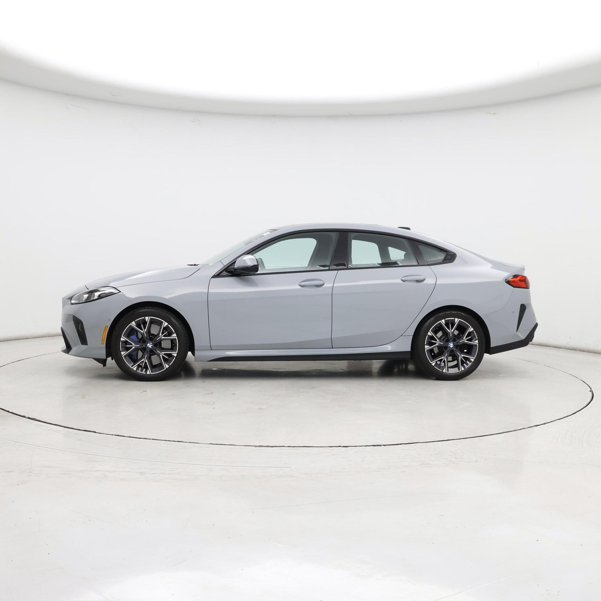 Thumbnail: 2025 BMW 2 Series - 3