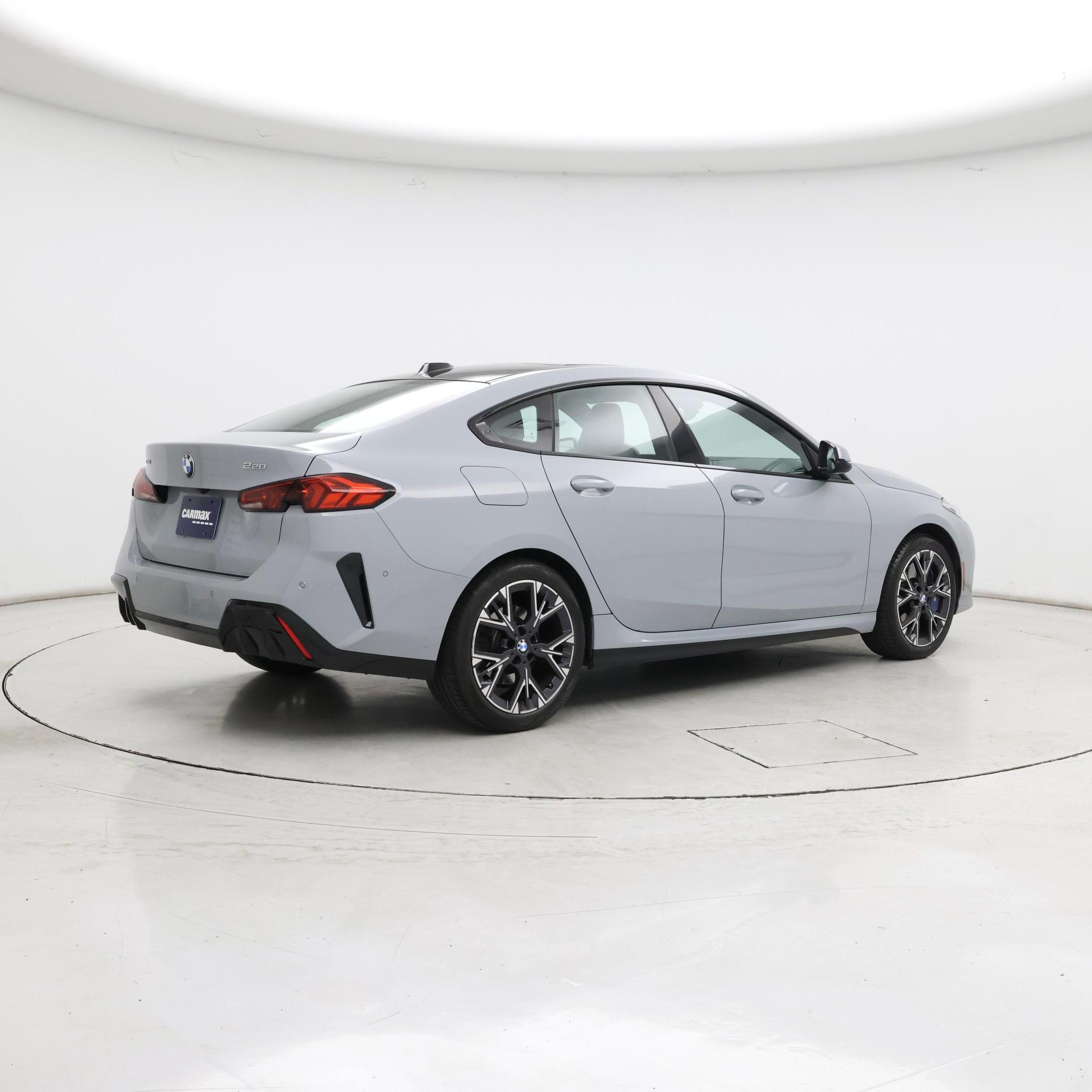 Thumbnail: 2025 BMW 2 Series - 8