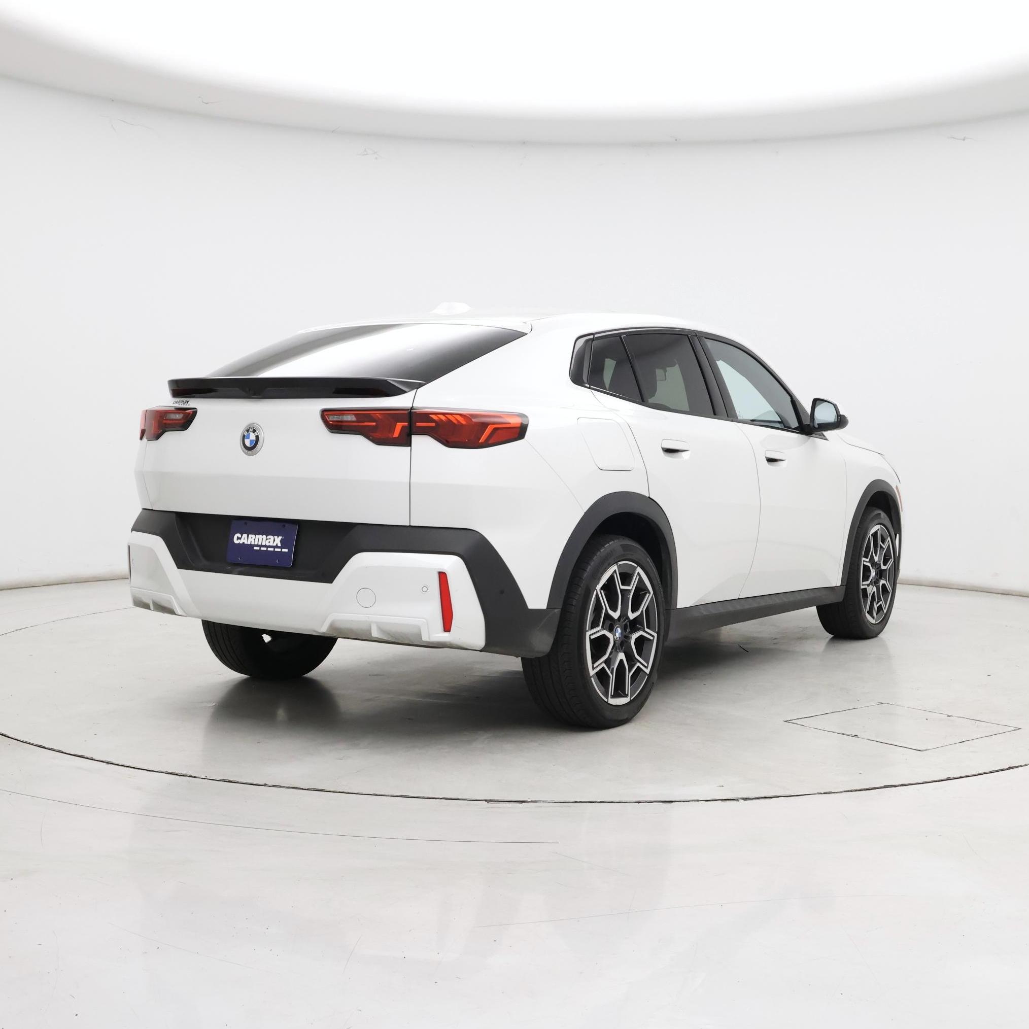 Thumbnail: 2025 BMW X2 - 8