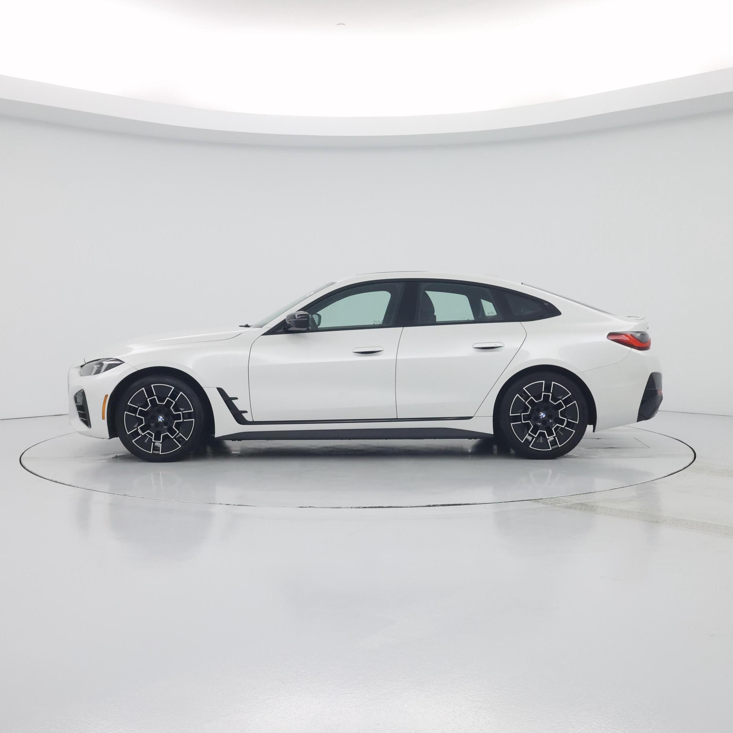 Thumbnail: 2025 BMW 4 Series - 3