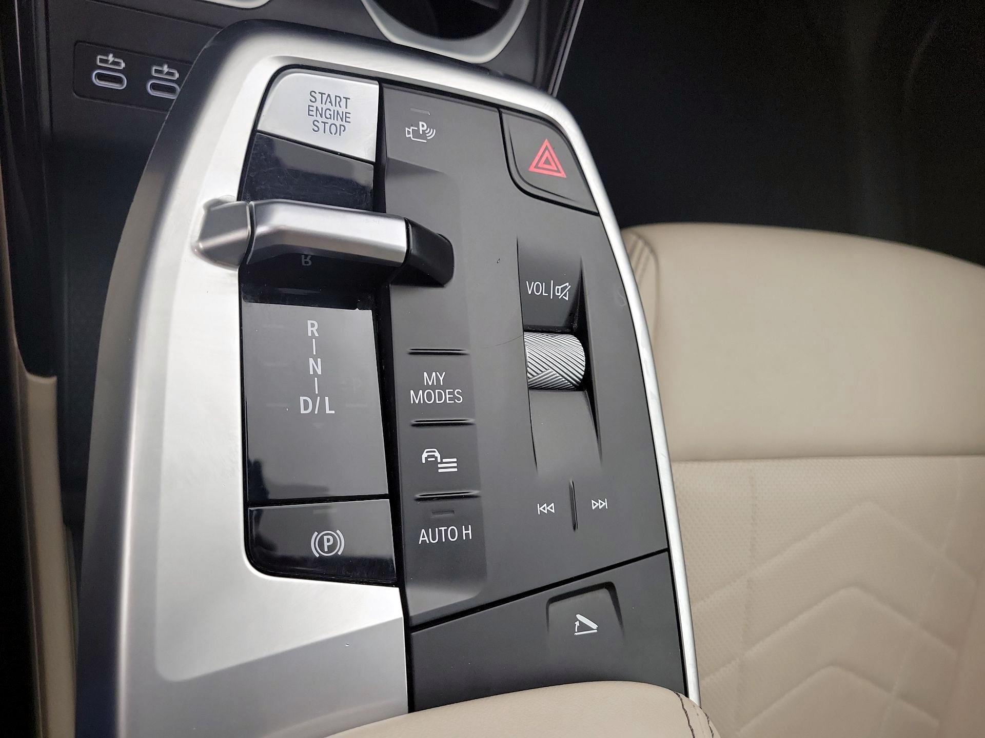 Thumbnail: 2025 BMW X1 - 15