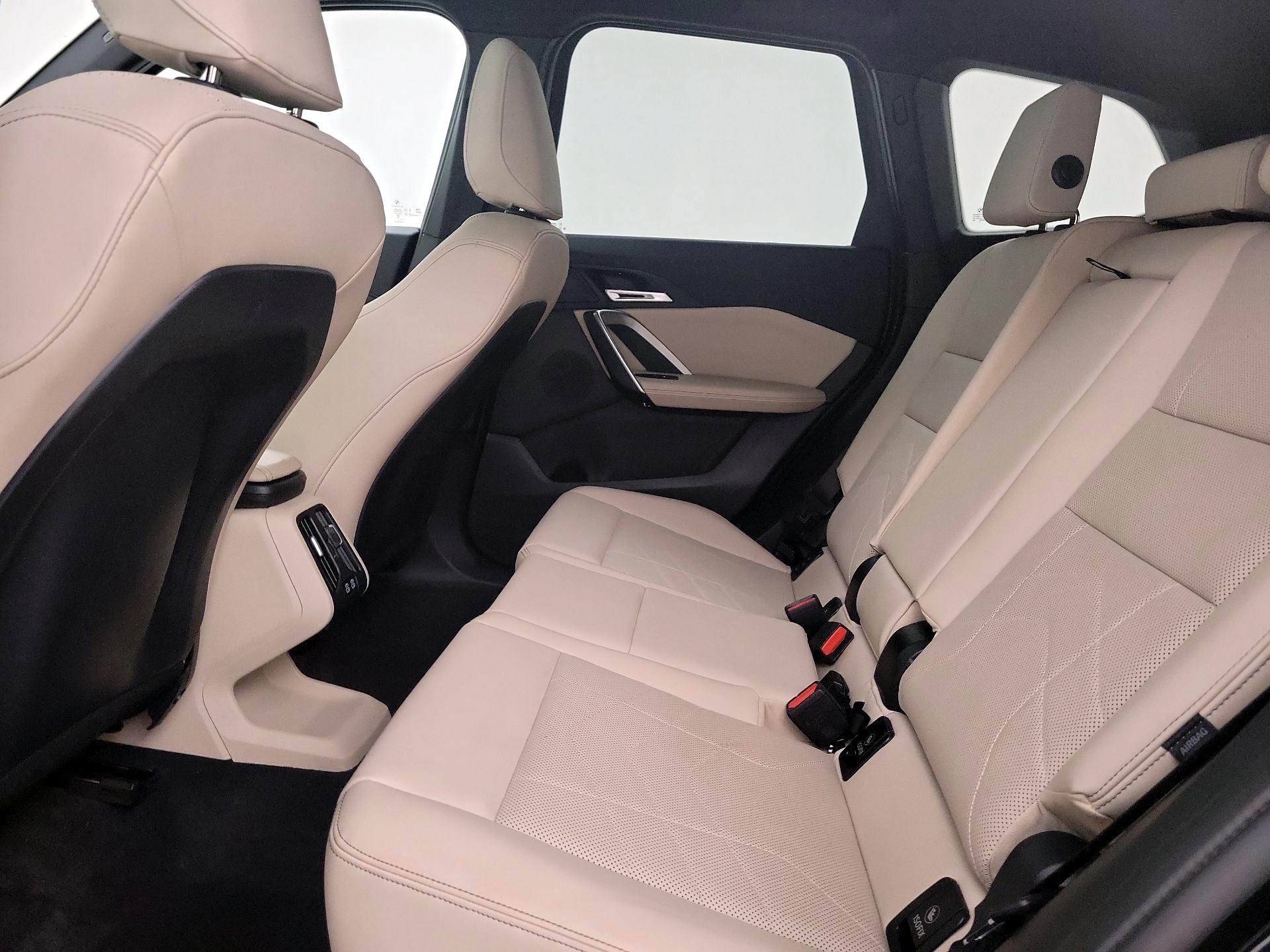 Thumbnail: 2025 BMW X1 - 18