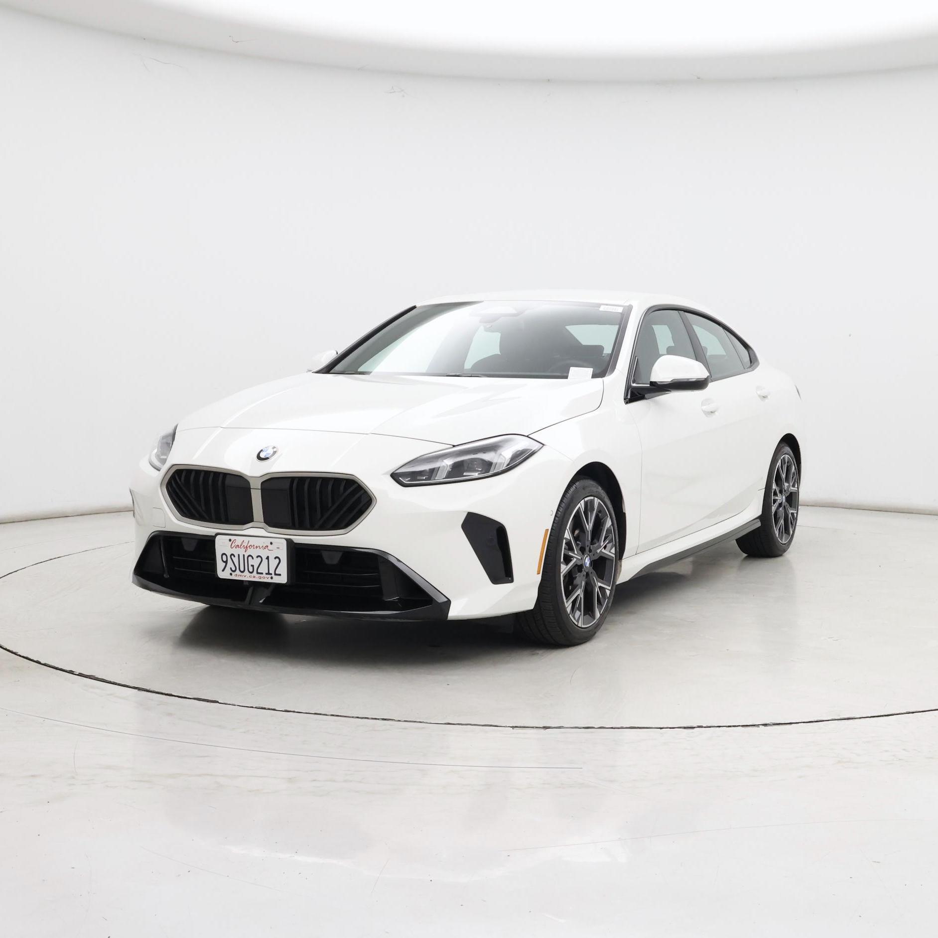 Thumbnail: 2025 BMW 2 Series - 4